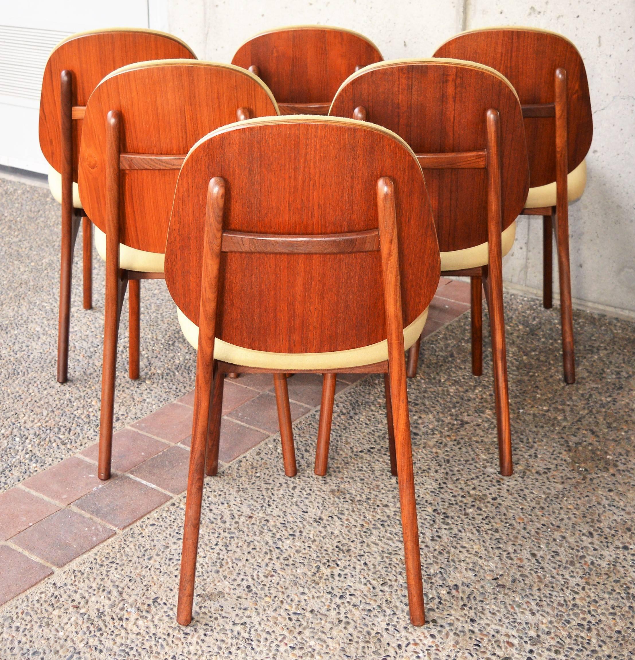 Mid-20th Century Set of Six Danish Teak Dining Chairs by Arne Hovmand-Olsen in Camel Wool