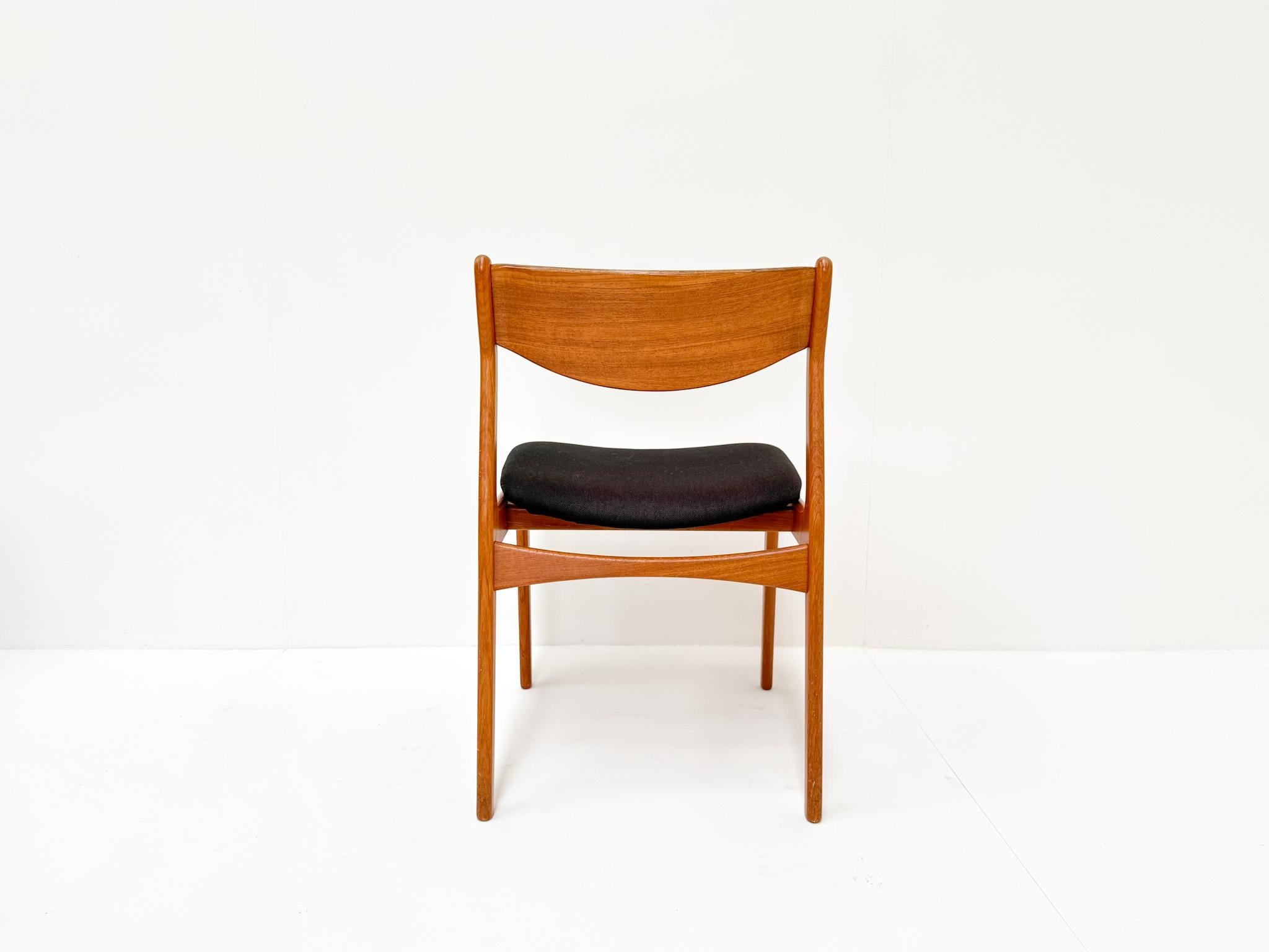 Tessile Set of 6 Danish Teak Dining Chairs by P.E. Jørgensen for Farsø Stolefabrik in vendita