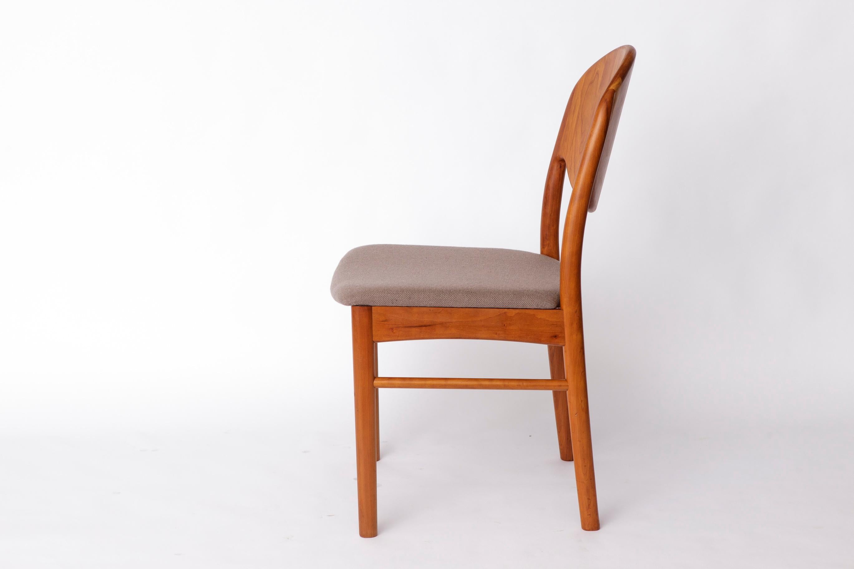 Fin du 20e siècle Ensemble de 6 chaises de salle à manger danoises en teck - Korup Stolefabrik - 1970 Mid-Century en vente