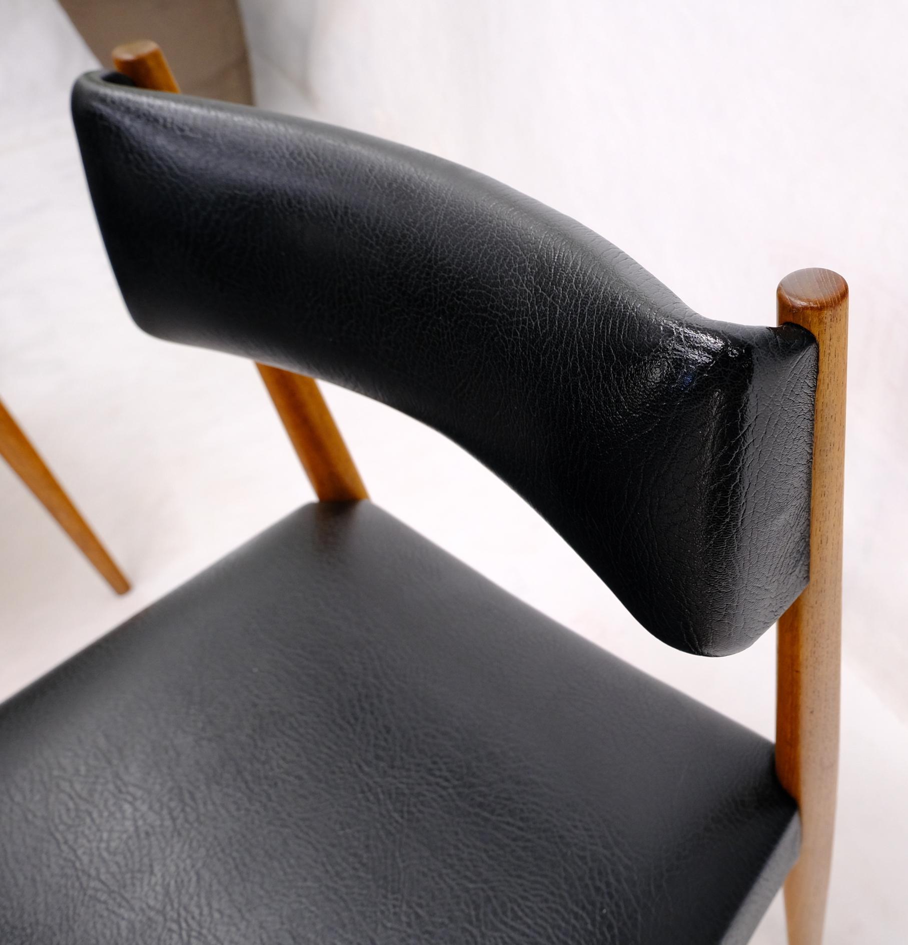 6 Stühle aus dänischem Teakholz Mid Century Modern Dining Chairs in schwarzer Polsterung (Dänisch) im Angebot