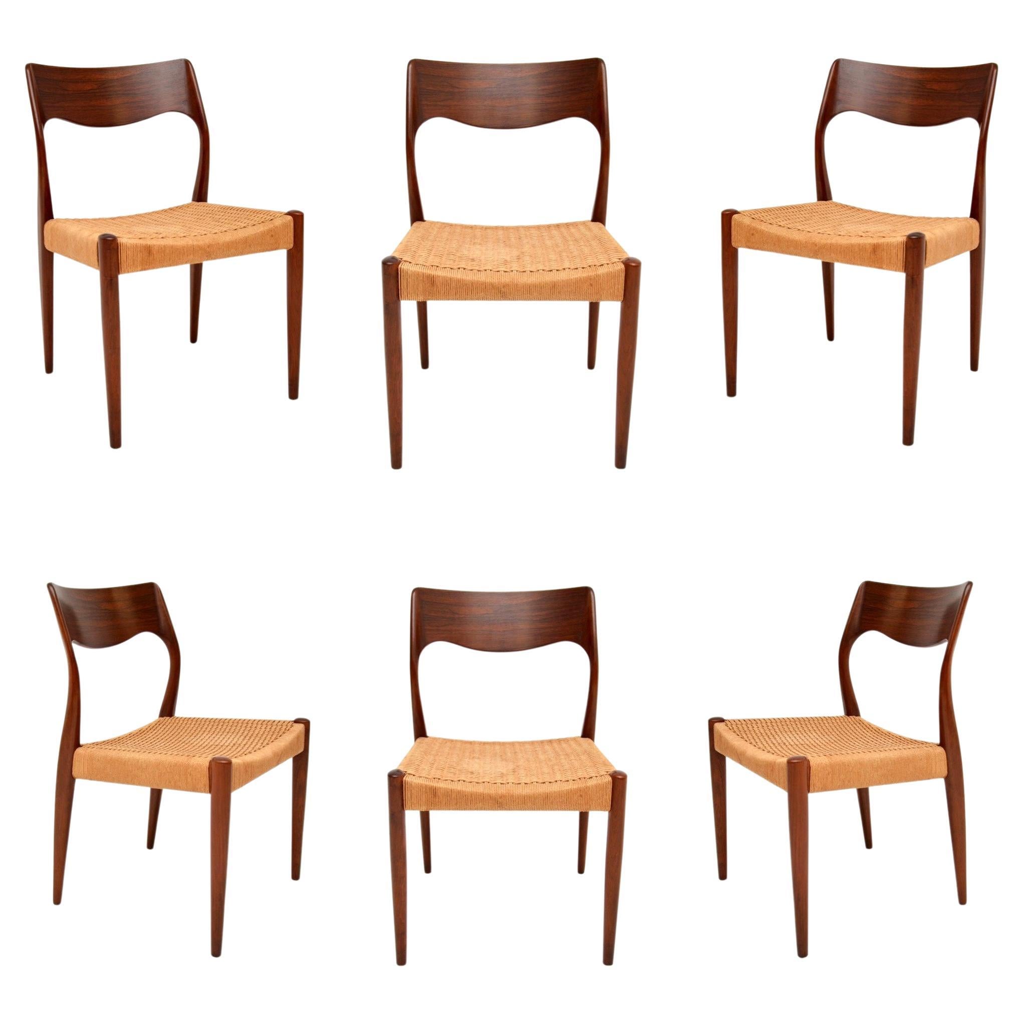 Set of 6 Danish Vintage Dining Chairs by Arne Hovmand-Olsen For Sale