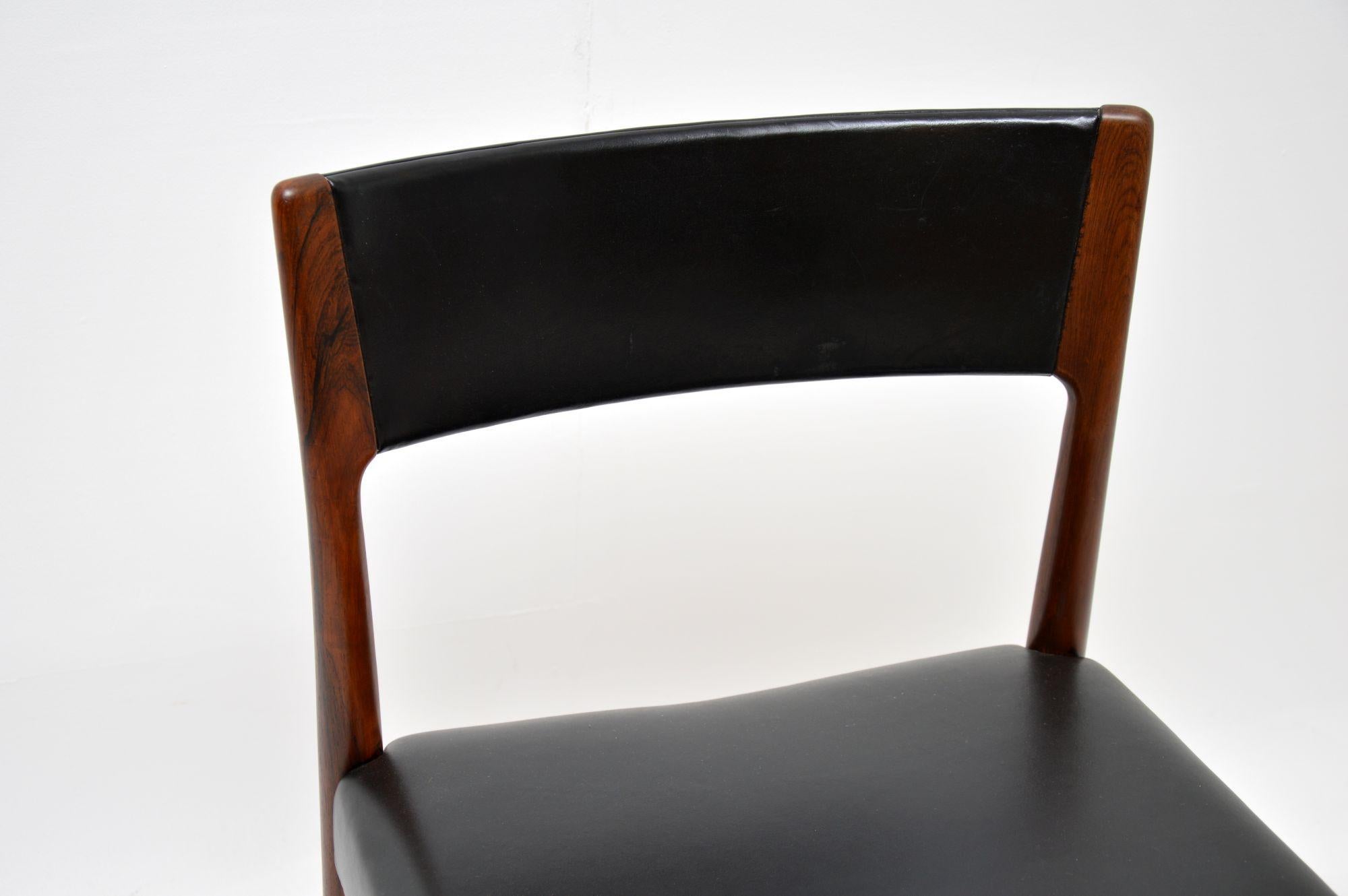 Satz von 6 dänischen Vintage-Esszimmerstühlen von Harry Ostergaard im Angebot 1