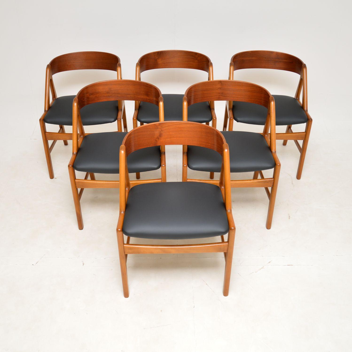 Mid-Century Modern Set of 6 Danish Vintage Dining Chairs by Henning Kjaernulf