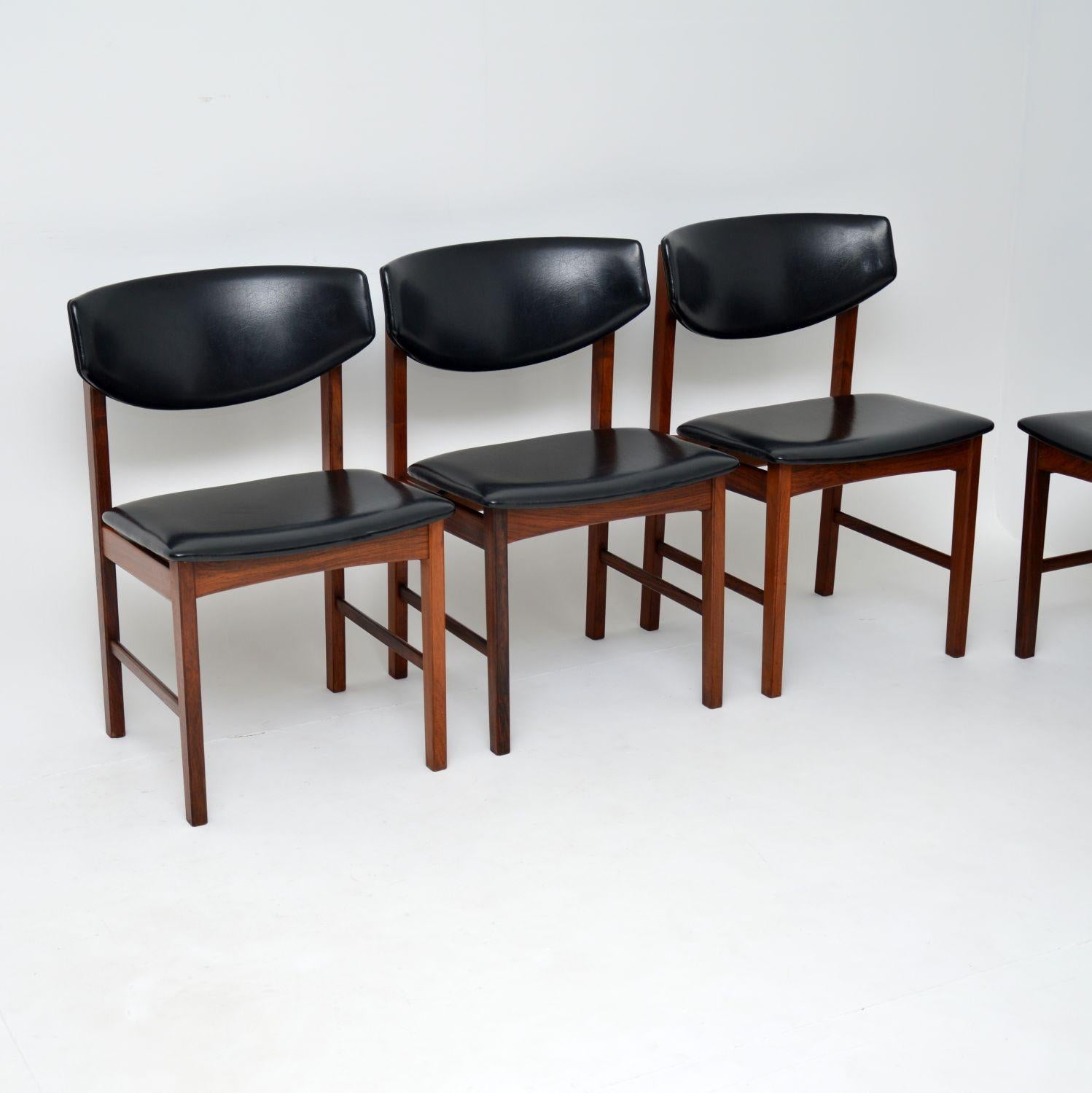 Set of 6 Danish Vintage Dining Chairs 1