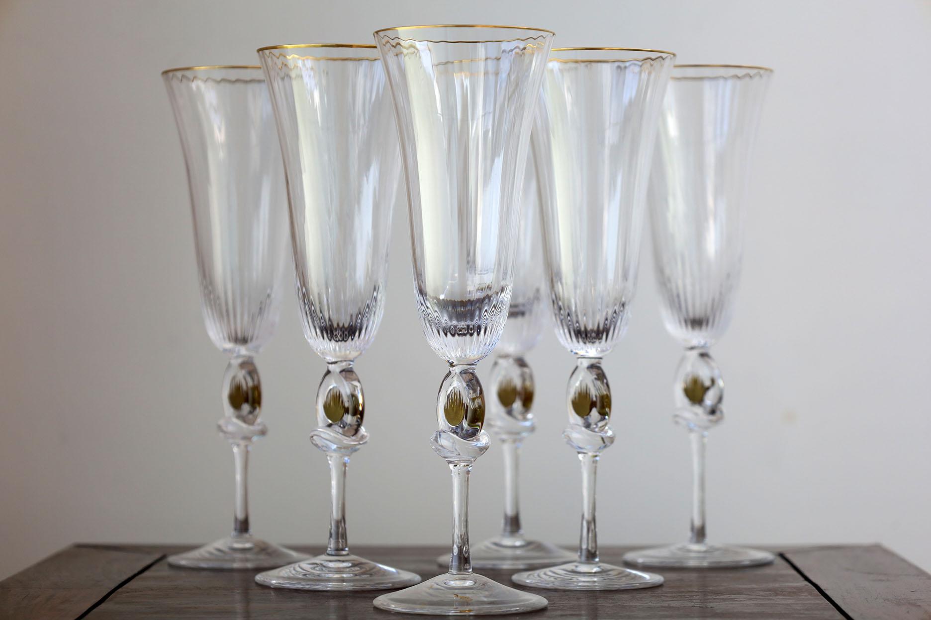 Fin du 20e siècle Ensemble de 6 flûtes à champagne DAUM Crystal en vente