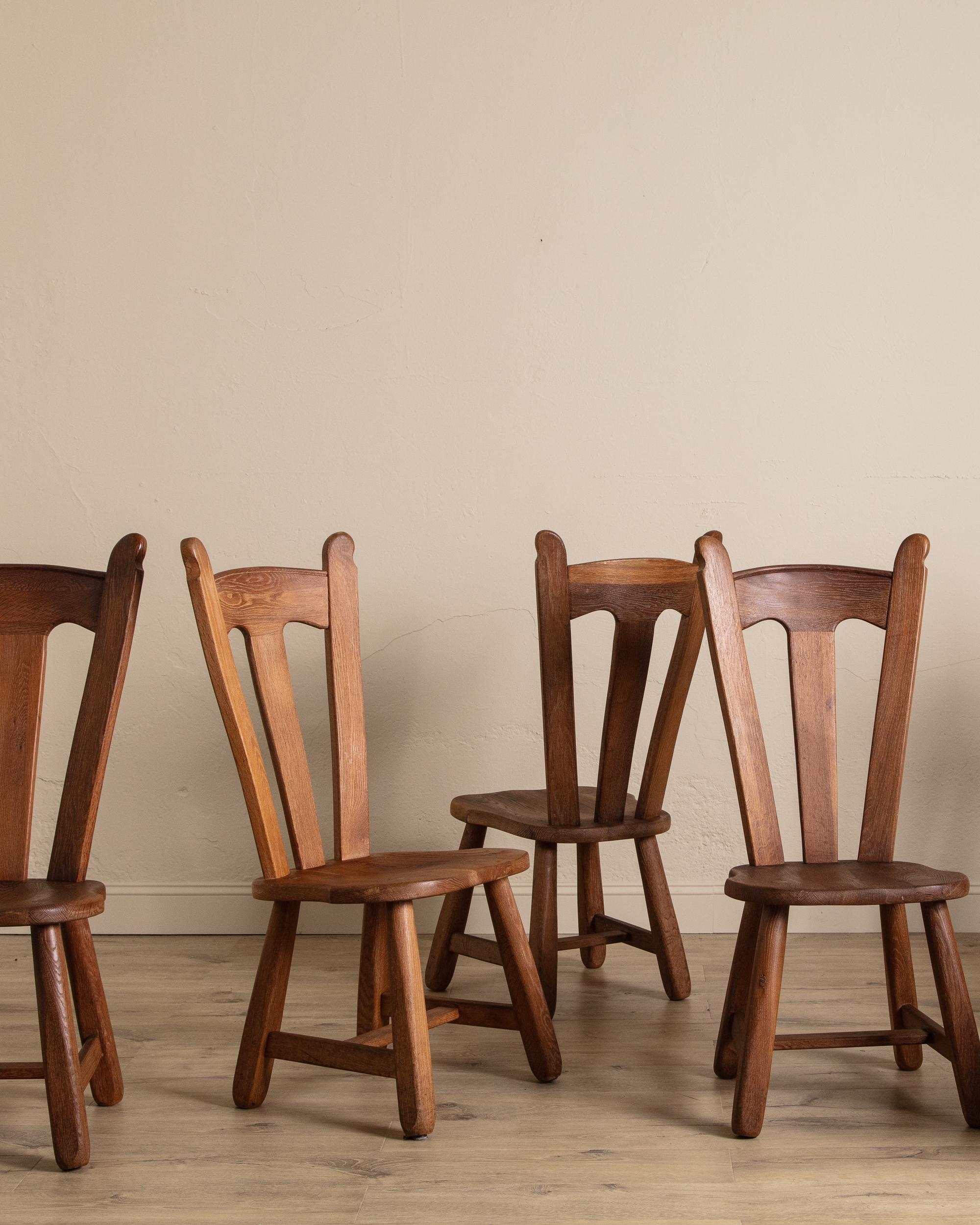 Brutalismo Set di 6 sedie da pranzo brutaliste De Puydt in Oak, Belgio, anni '70 in vendita