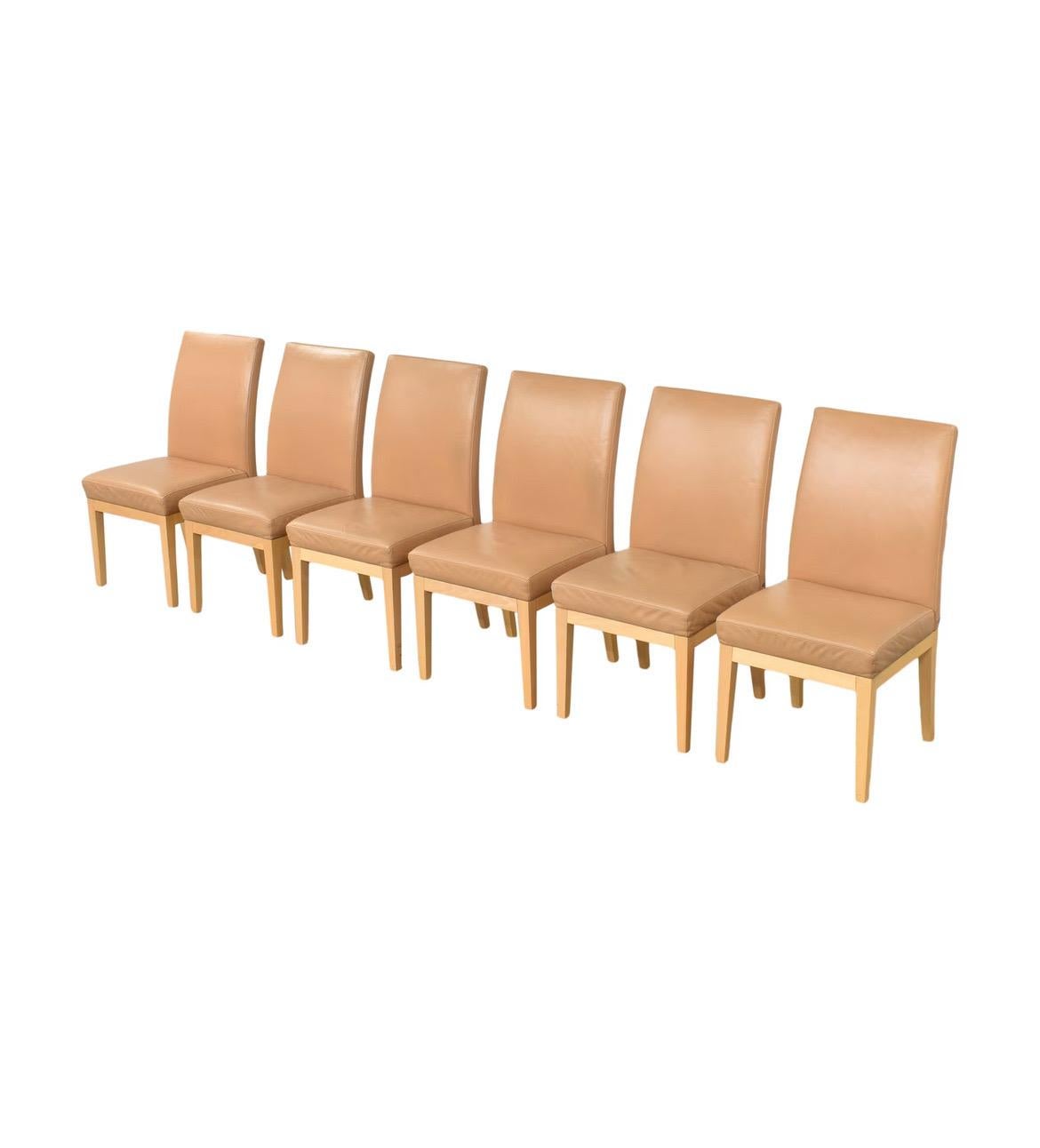 Suisse Ensemble de 6 chaises de salle à manger en cuir fauve de De Sede  en vente
