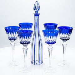 Set of 6 Deep Blue Overlay Baccarat Crystal glasses and Decanter, 1940, France
