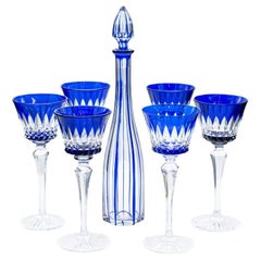 Set of 6 Deep Blue Overlay Baccarat Crystal glasses and Decanter, 1940, France