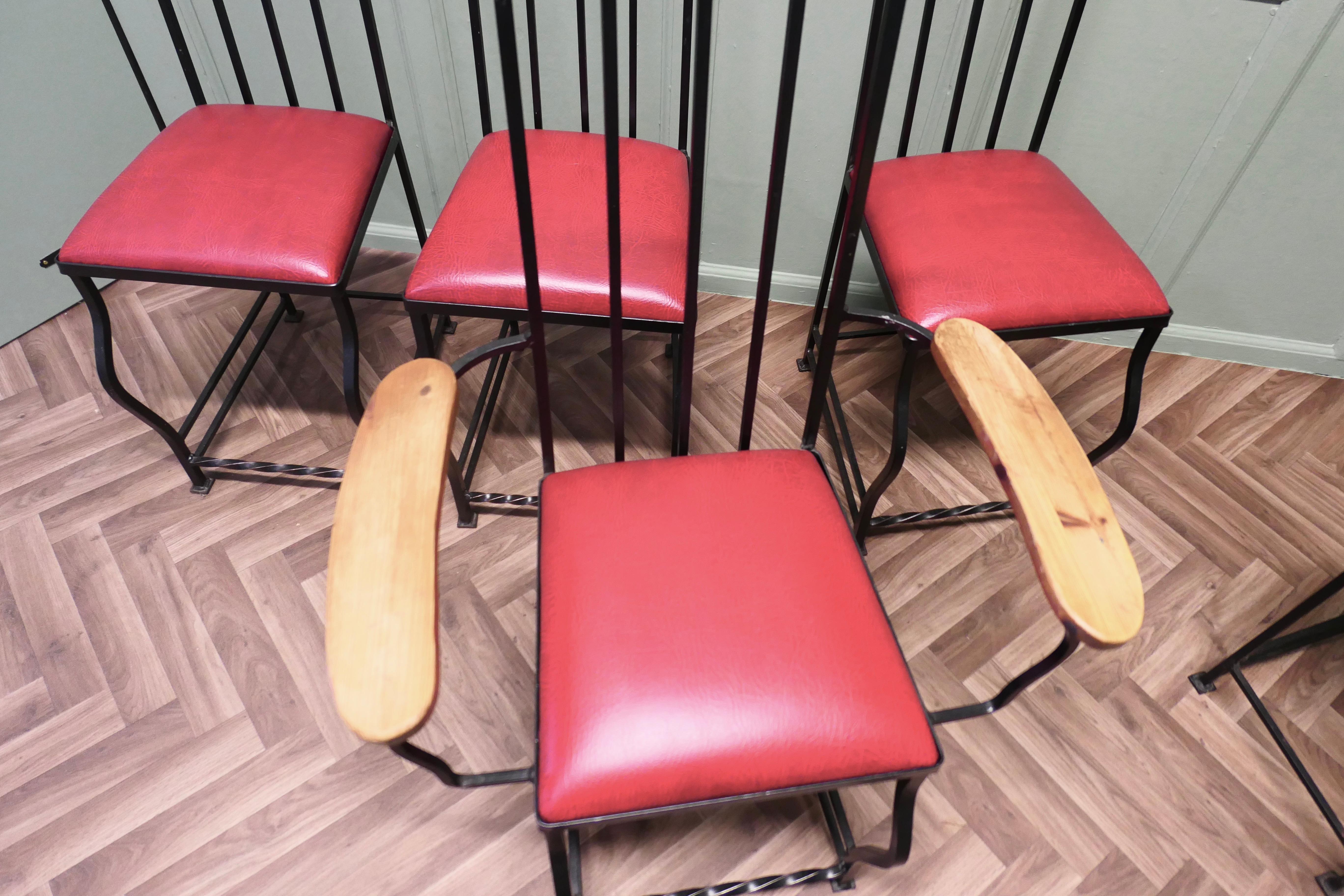 Ensemble de 6 chaises de salle à manger de designer à haut dossier et à sangles en vente 2