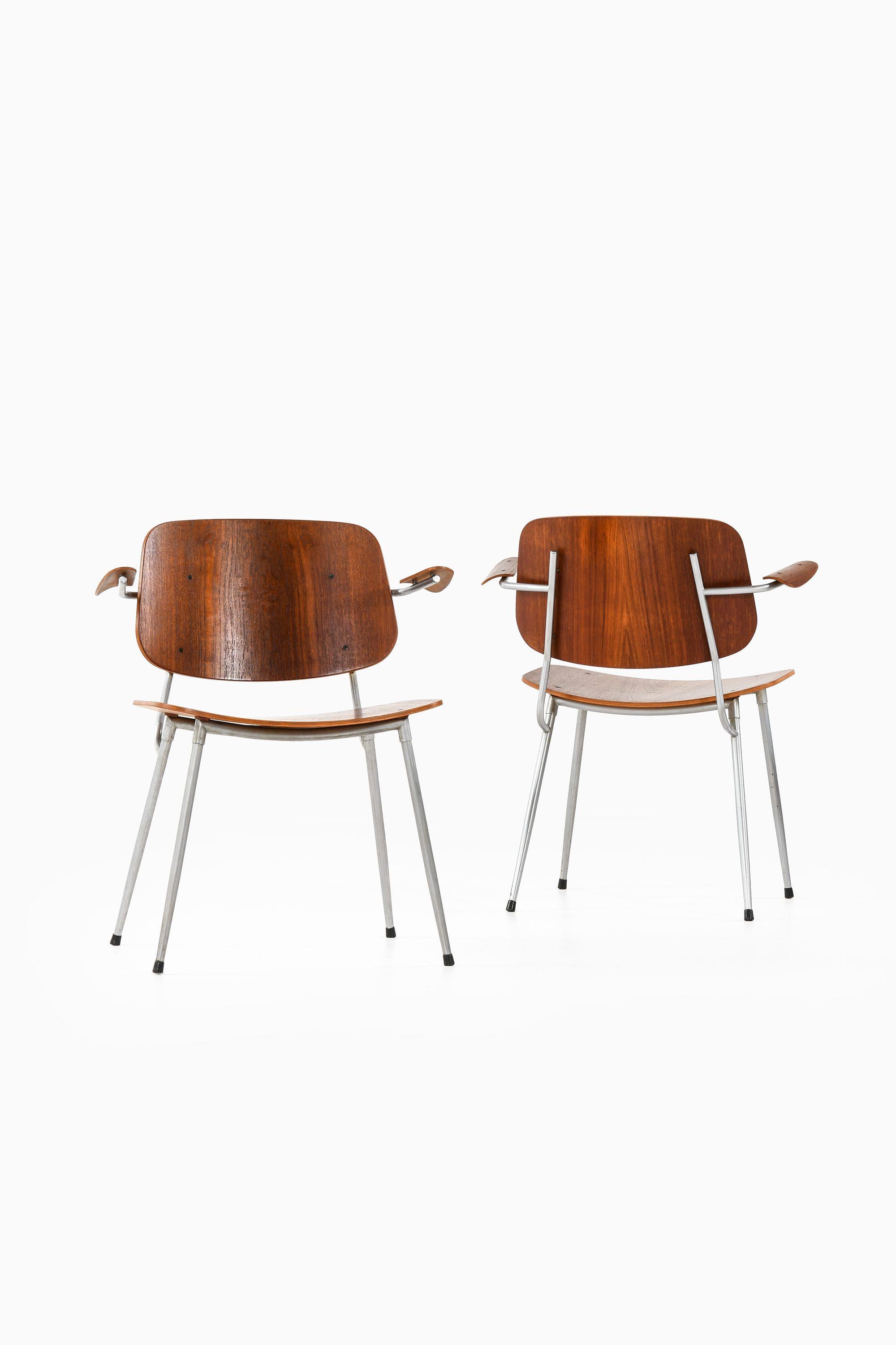 Set aus 6 Esszimmerstühlen und 2 Sesseln aus Teakholz mit Stahl von Børge Mogensen (Skandinavische Moderne) im Angebot