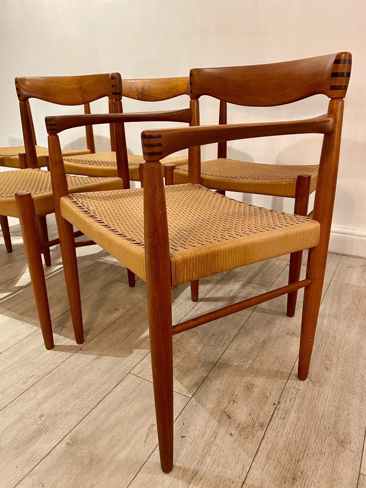 Mid-Century Modern Set of 6 Dining Chairs and Dining Table in Teak by H.W. Klein and Bramin, 1960s