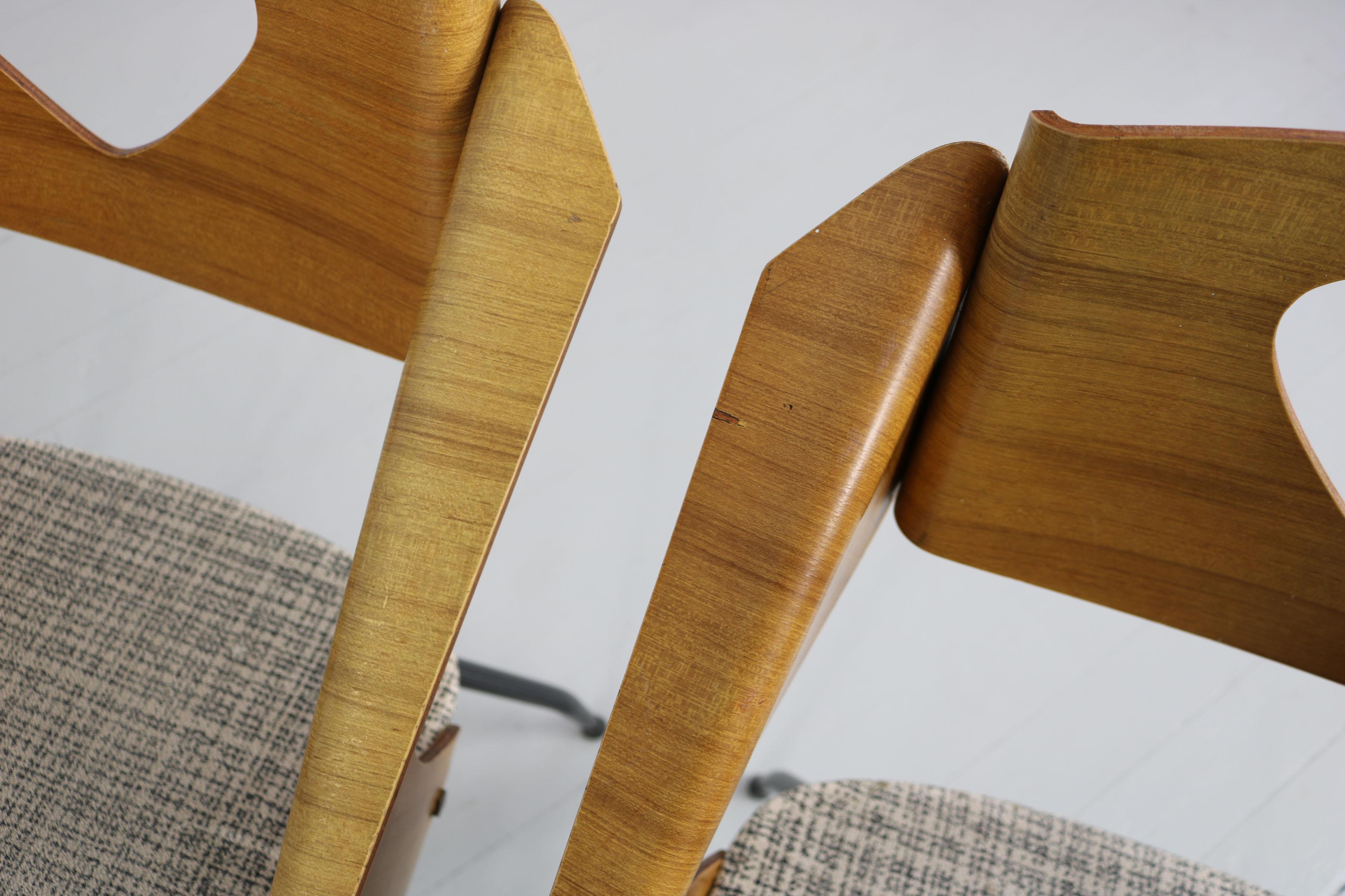 Conjunto de 6 sillas y mesa de comedor de Carlo Ratti, años 50 en venta 12