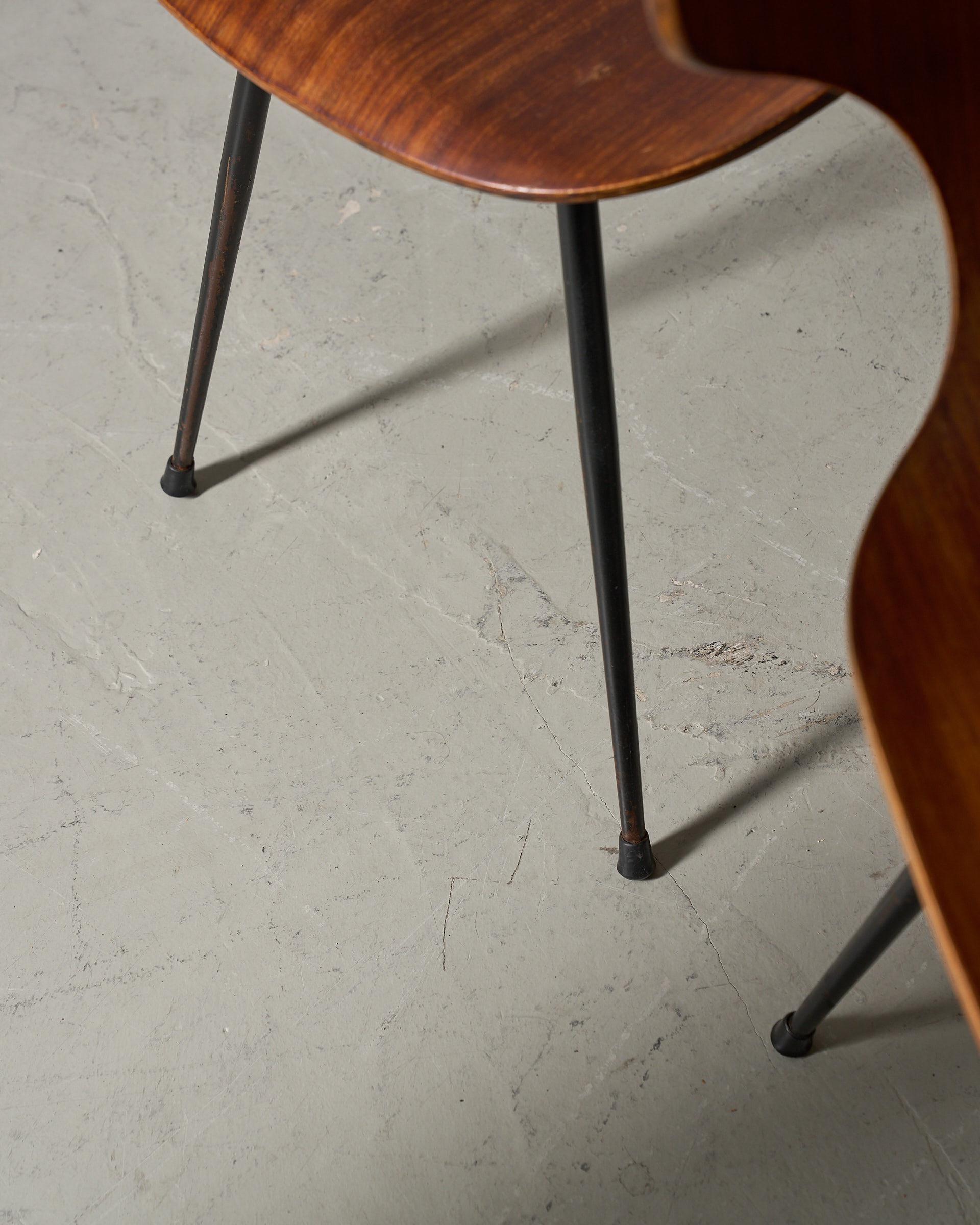 Fin du 20e siècle Set of 6 dining chairs by Carlo Ratti en vente