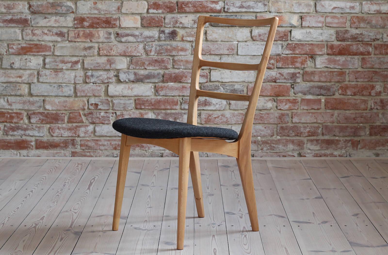 Set of 6 Dining Chairs by Marian Grabiński, Midcentury, Reupholstered in Kvadrat 1