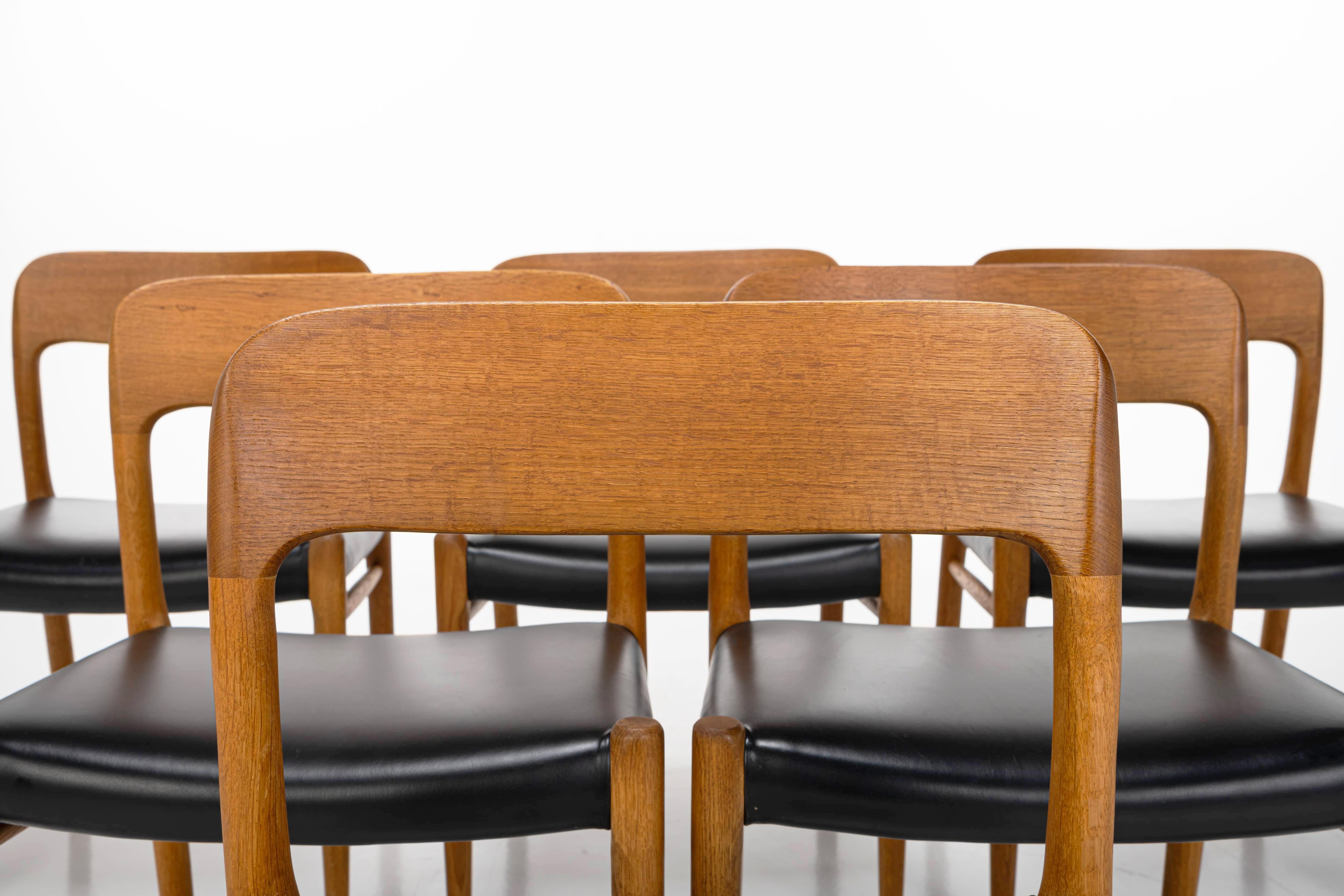 Juego de 6 sillas de comedor de Niels O. Møller, Model 75 Danés en venta