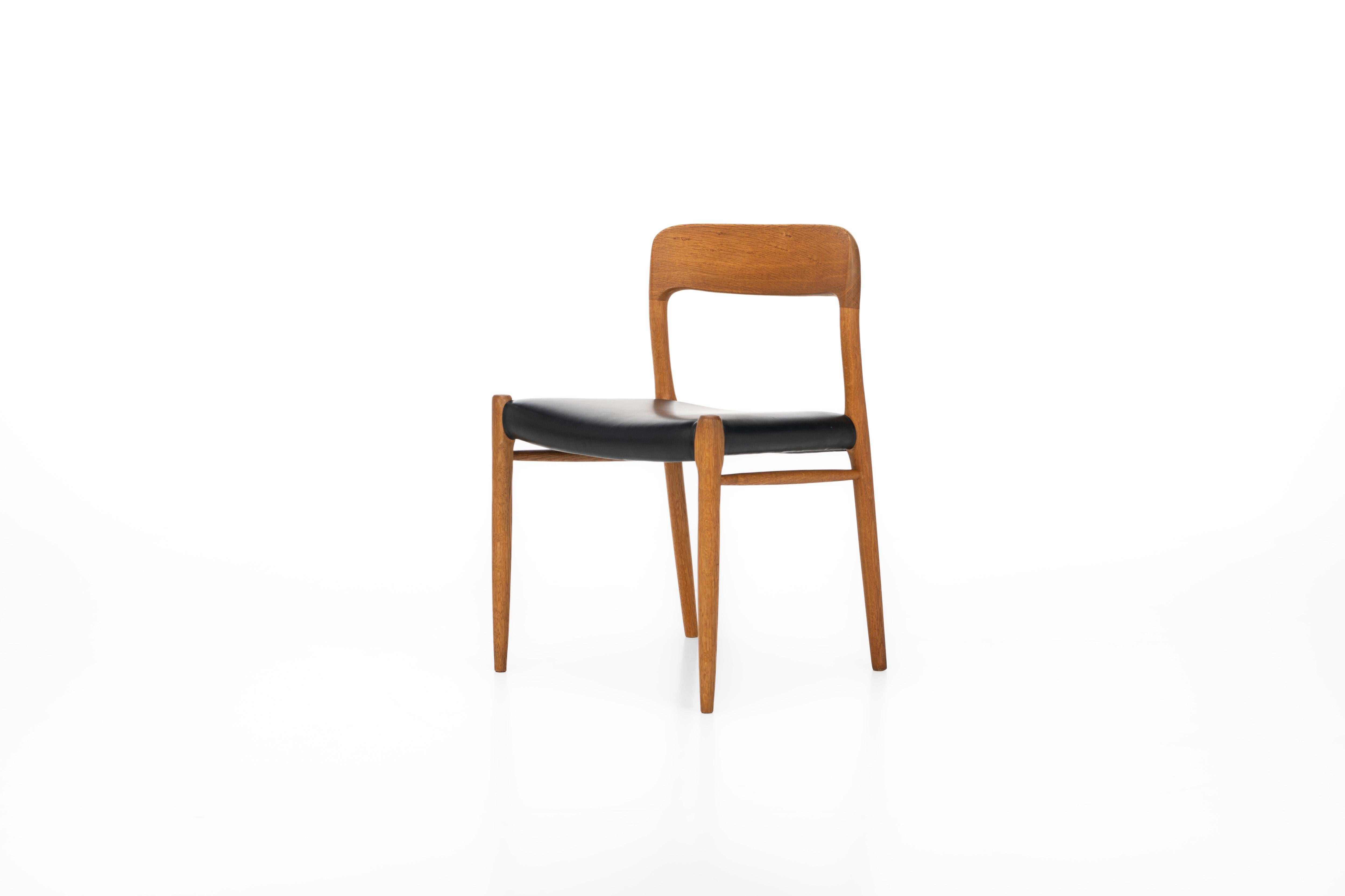 Juego de 6 sillas de comedor de Niels O. Møller, Model 75 siglo XX en venta