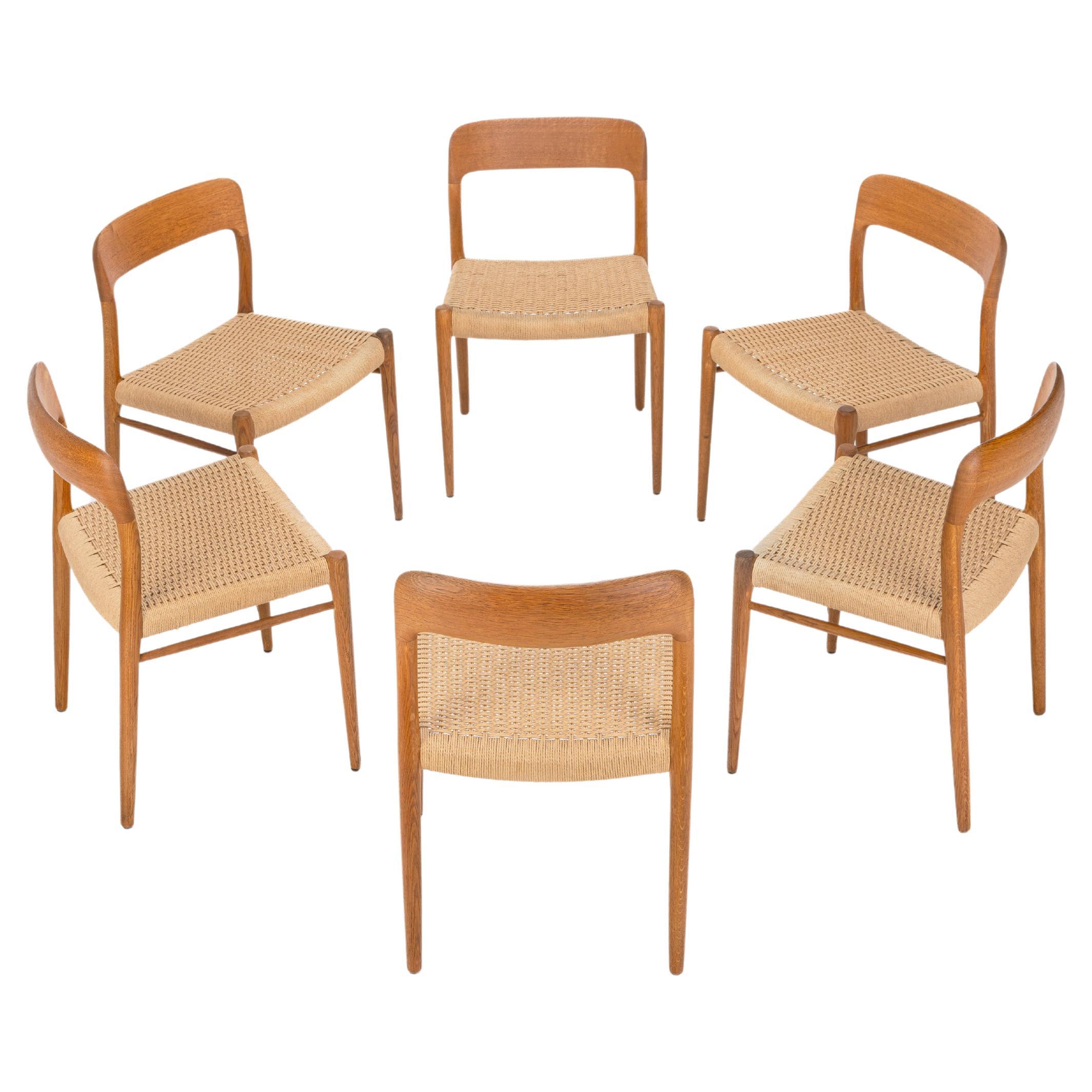 Set of 6 dining chairs by Niels O. Møller, Model 75