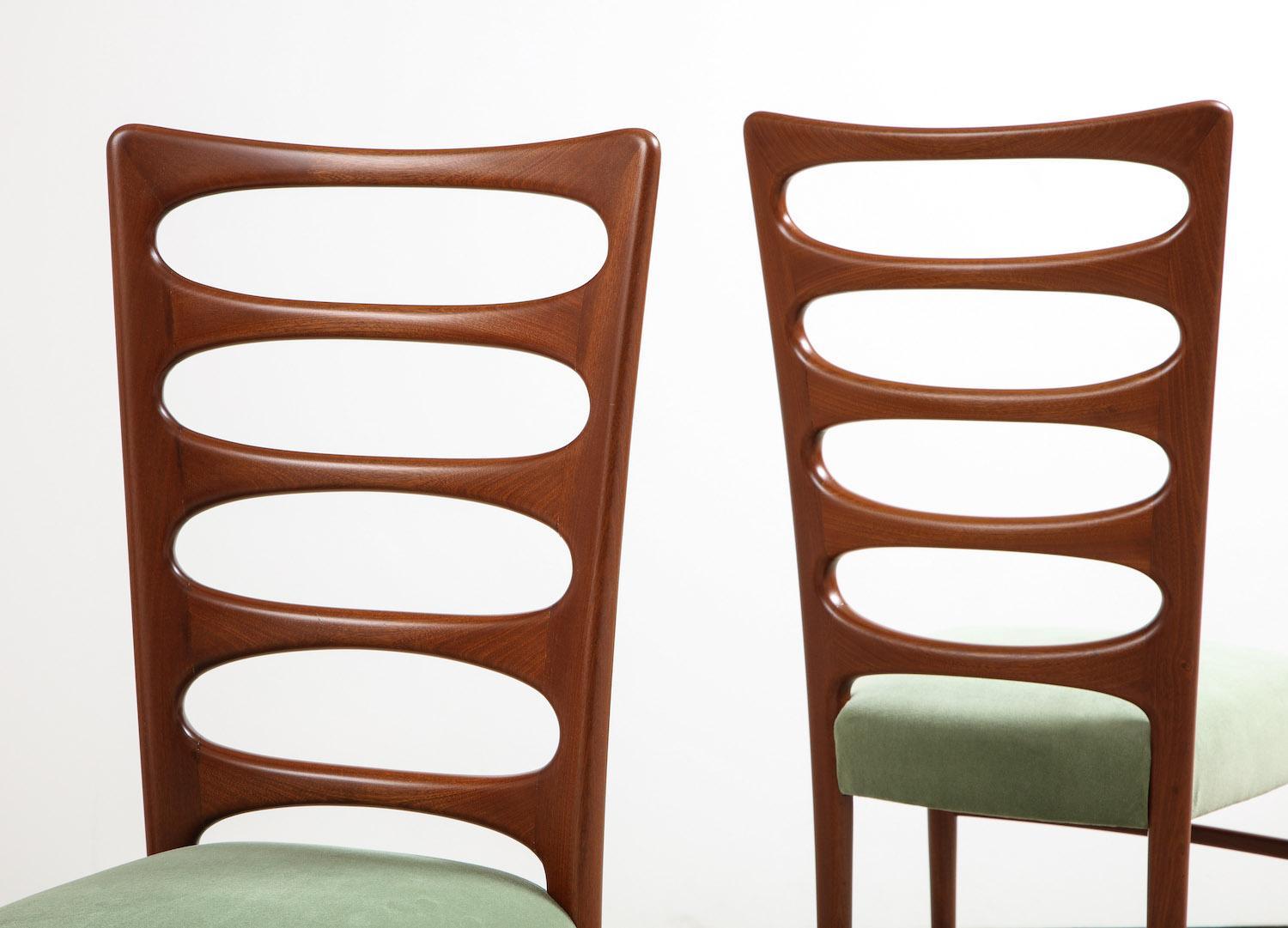 Hand-Crafted Set of 6 Dining Chairs by Paolo Buffa For Sale
