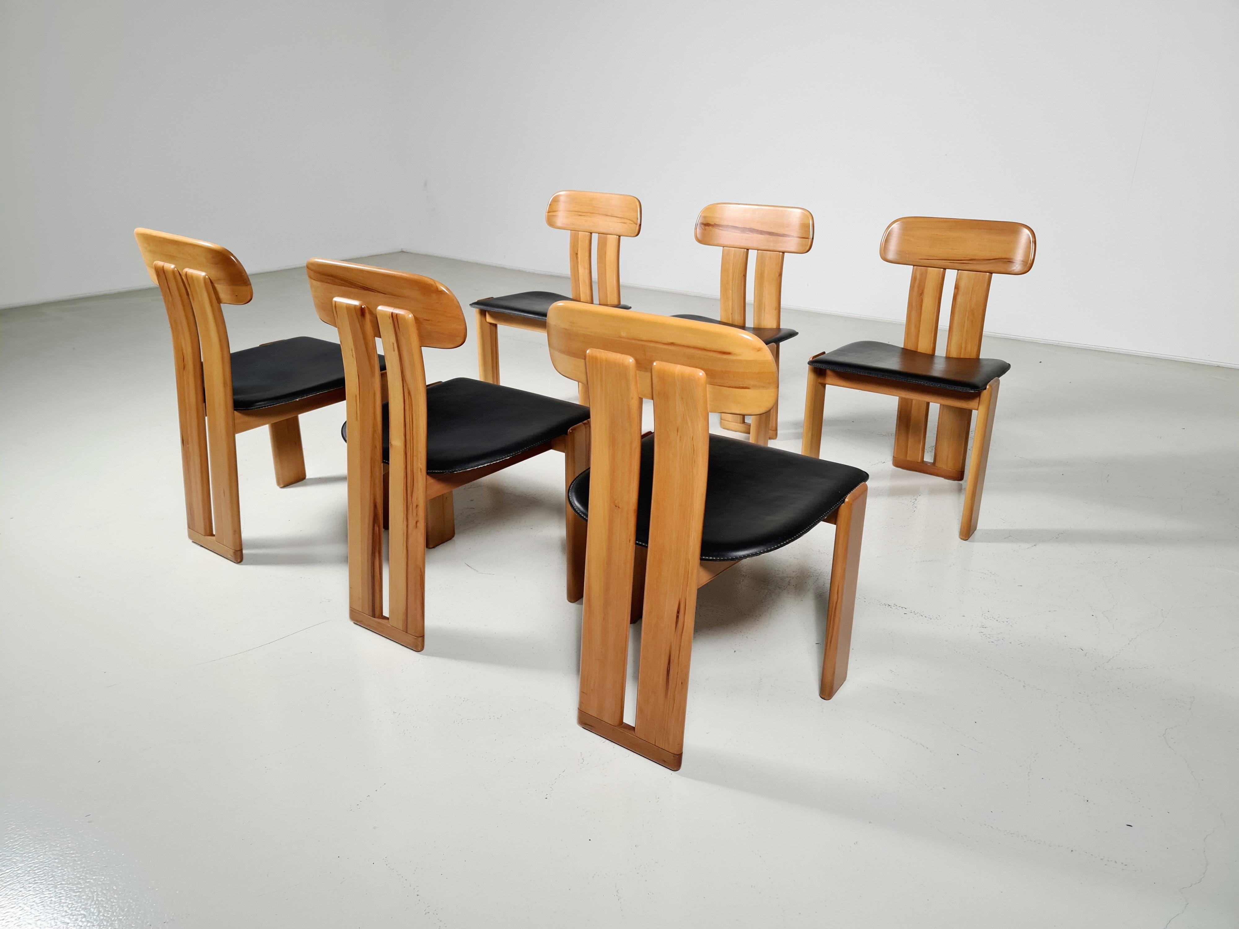 Set of 6 Dining Chairs by Sapporo for Mobil Girgi, Italy, 1970s In Good Condition In amstelveen, NL