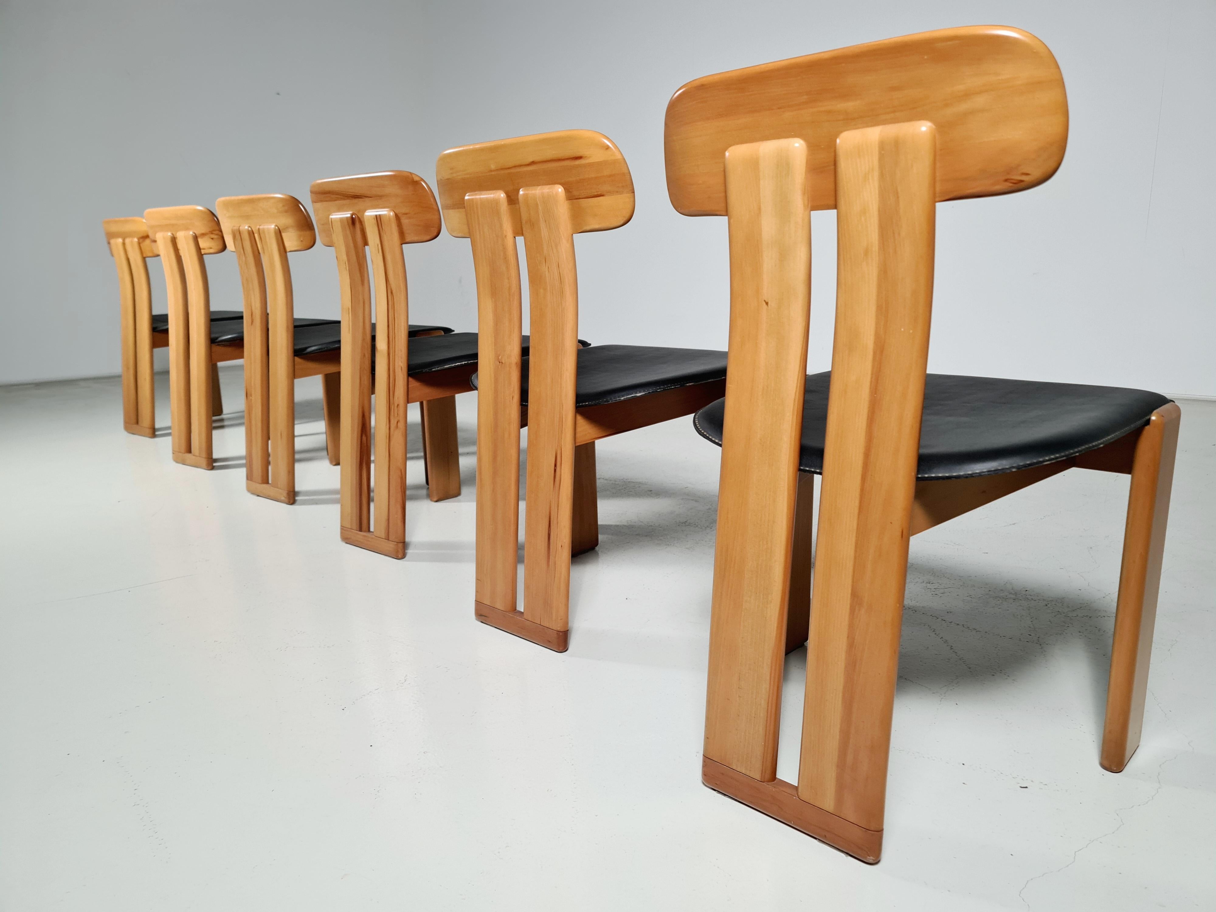 Walnut Set of 6 Dining Chairs by Sapporo for Mobil Girgi, Italy, 1970s