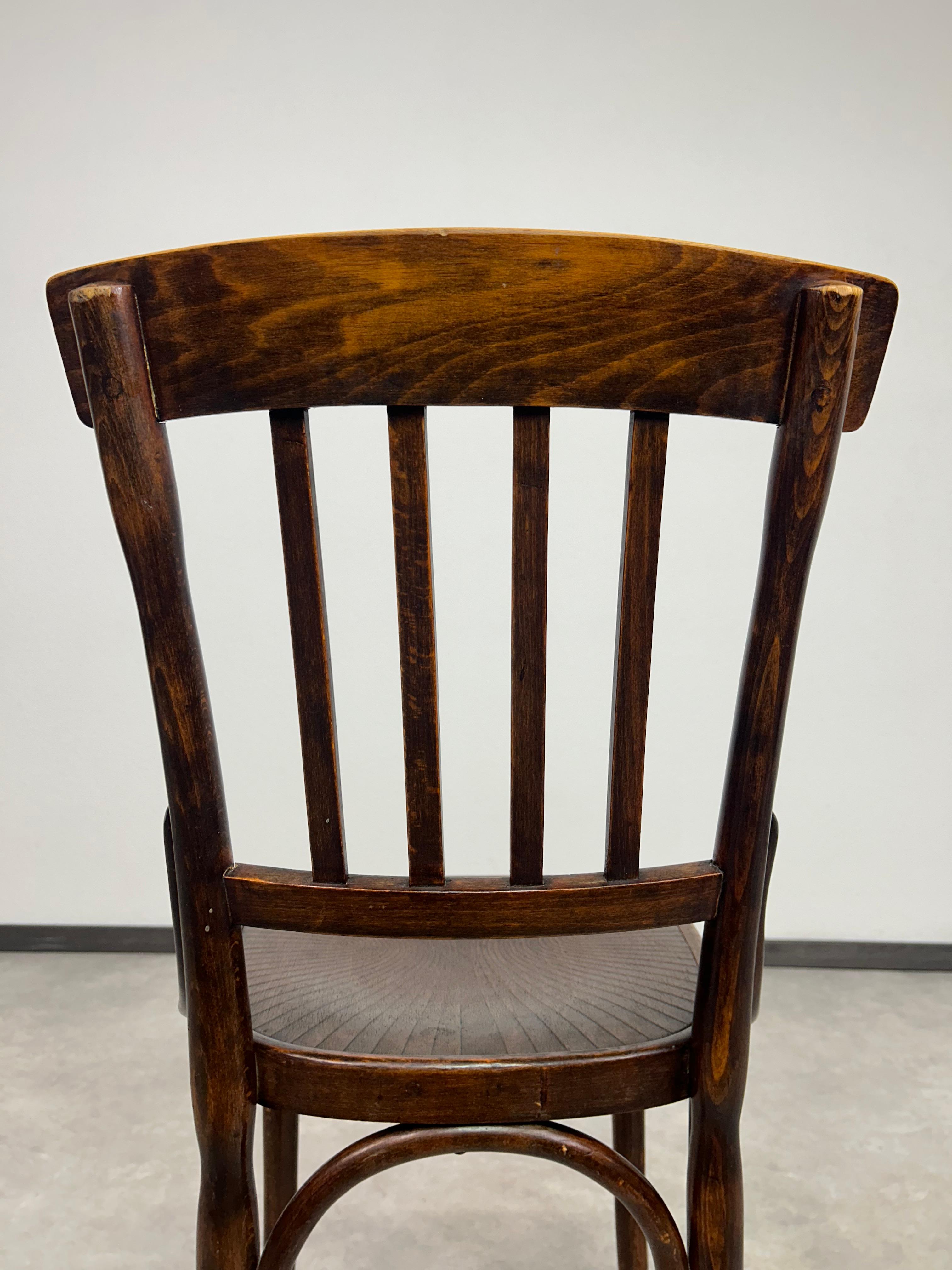 Set di 6 sedie da pranzo di Thonet-Mundus in vendita 5