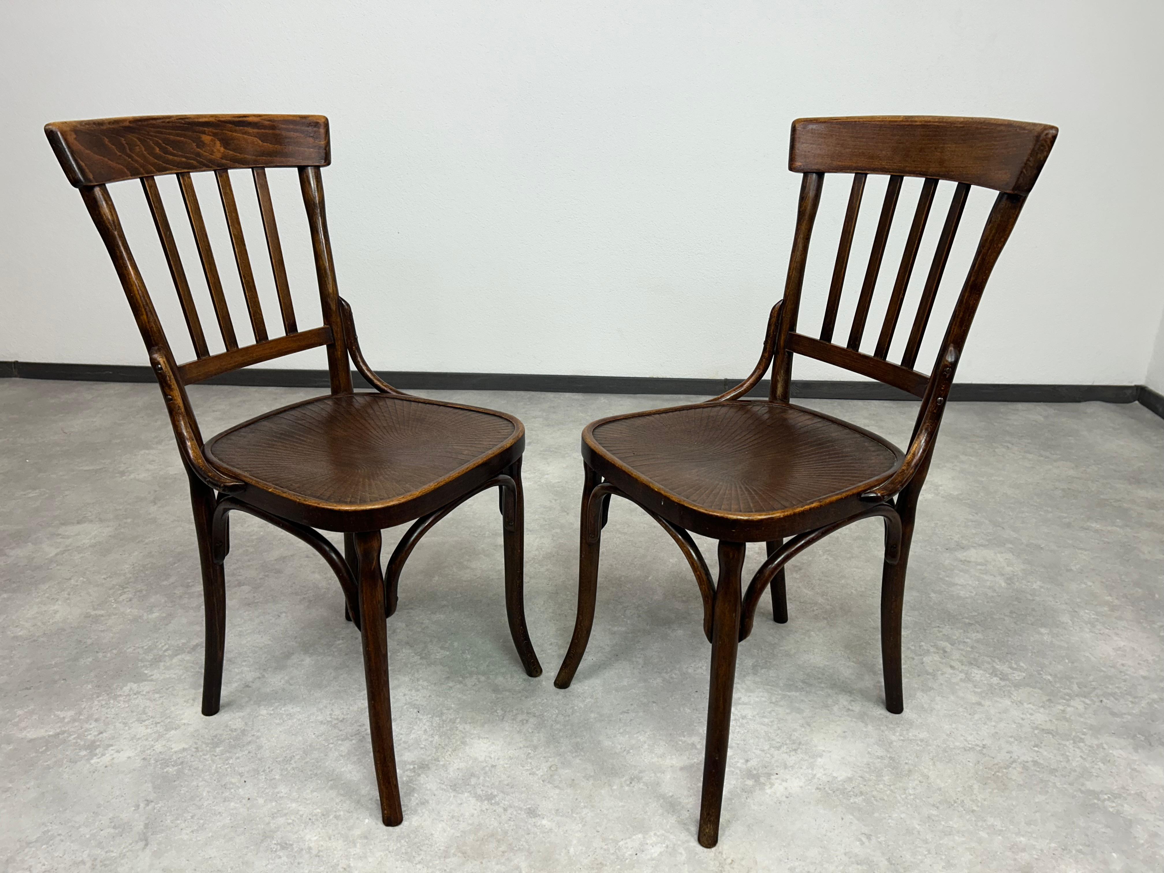 Art Déco Set di 6 sedie da pranzo di Thonet-Mundus in vendita
