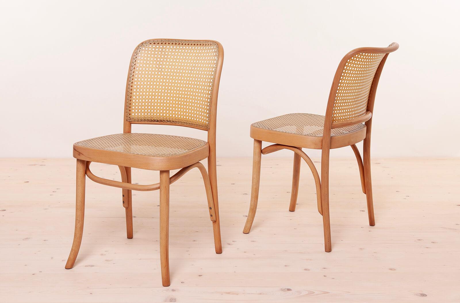 Tchèque Ensemble de 6 chaises de salle à manger conçues par J. Hoffmann, modèle n° 811 en vente