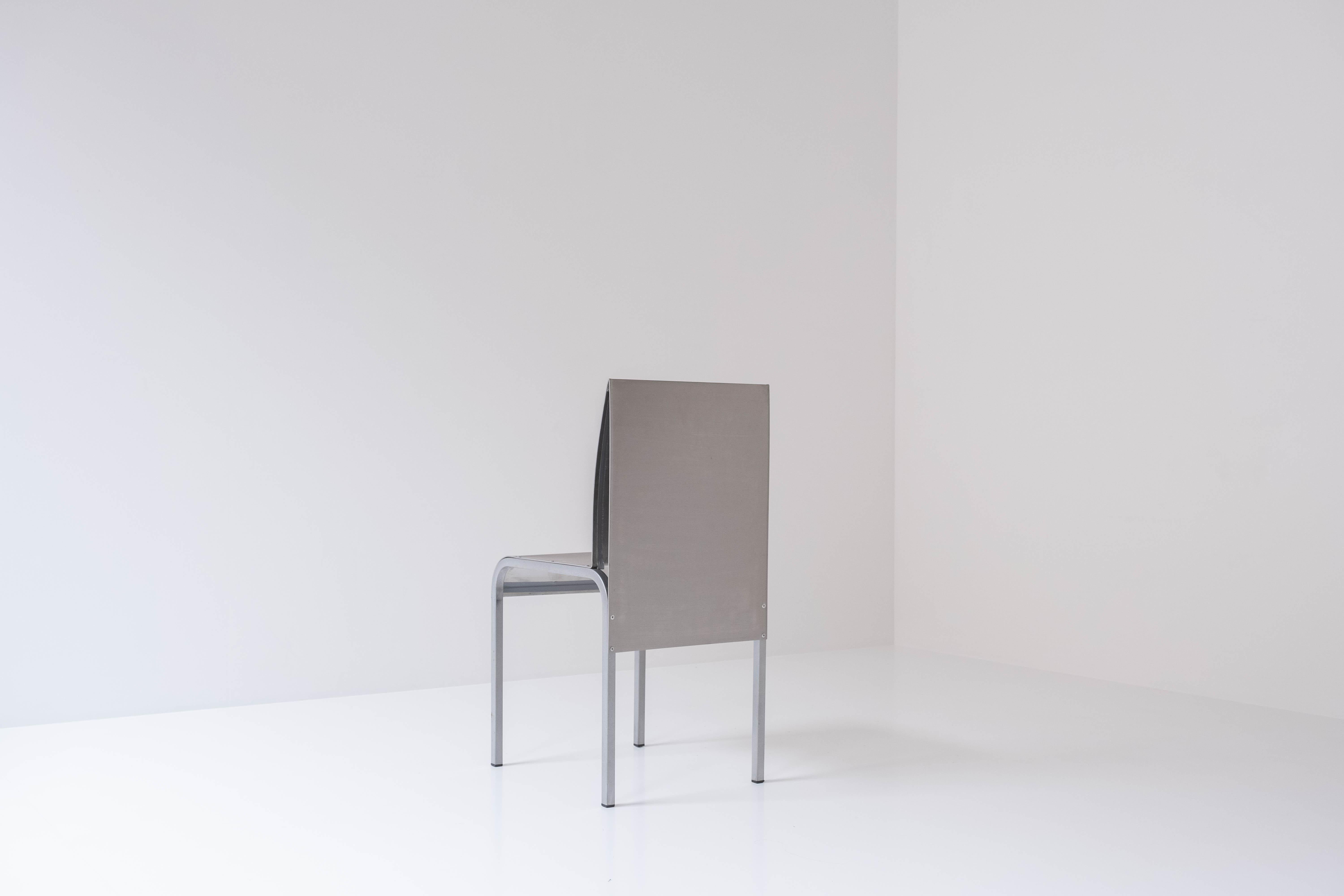 Satz von 6 Esszimmerstühlen aus gebogenem Aluminium, Belgien 1980er Jahre im Zustand „Gut“ im Angebot in Antwerp, BE