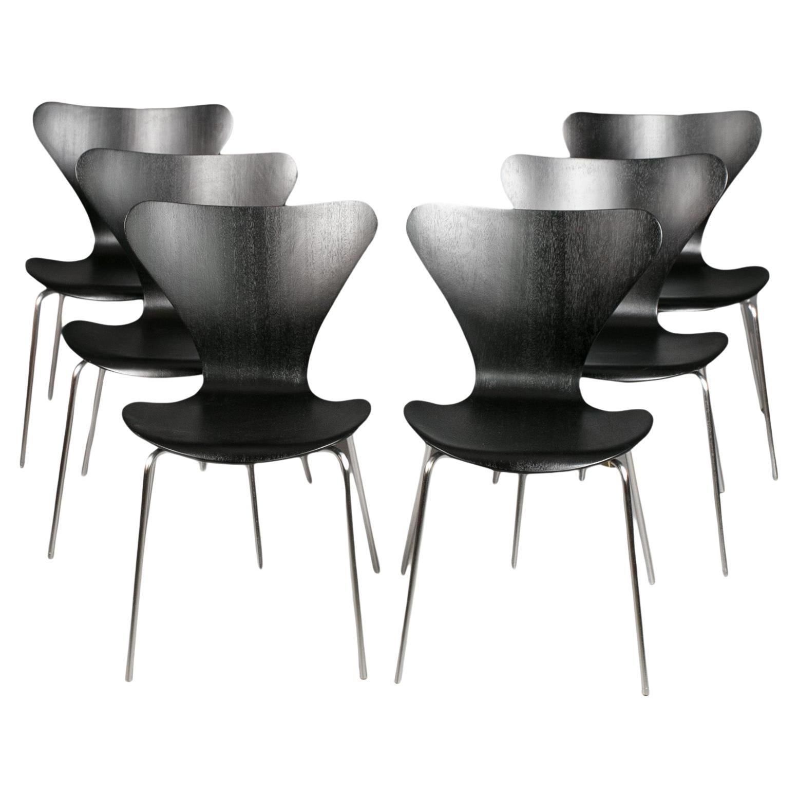 Ensemble de 6 chaises de salle à manger en noir, Series7 par Arne Jacobsen, Fritz Hansen, années 1950 en vente