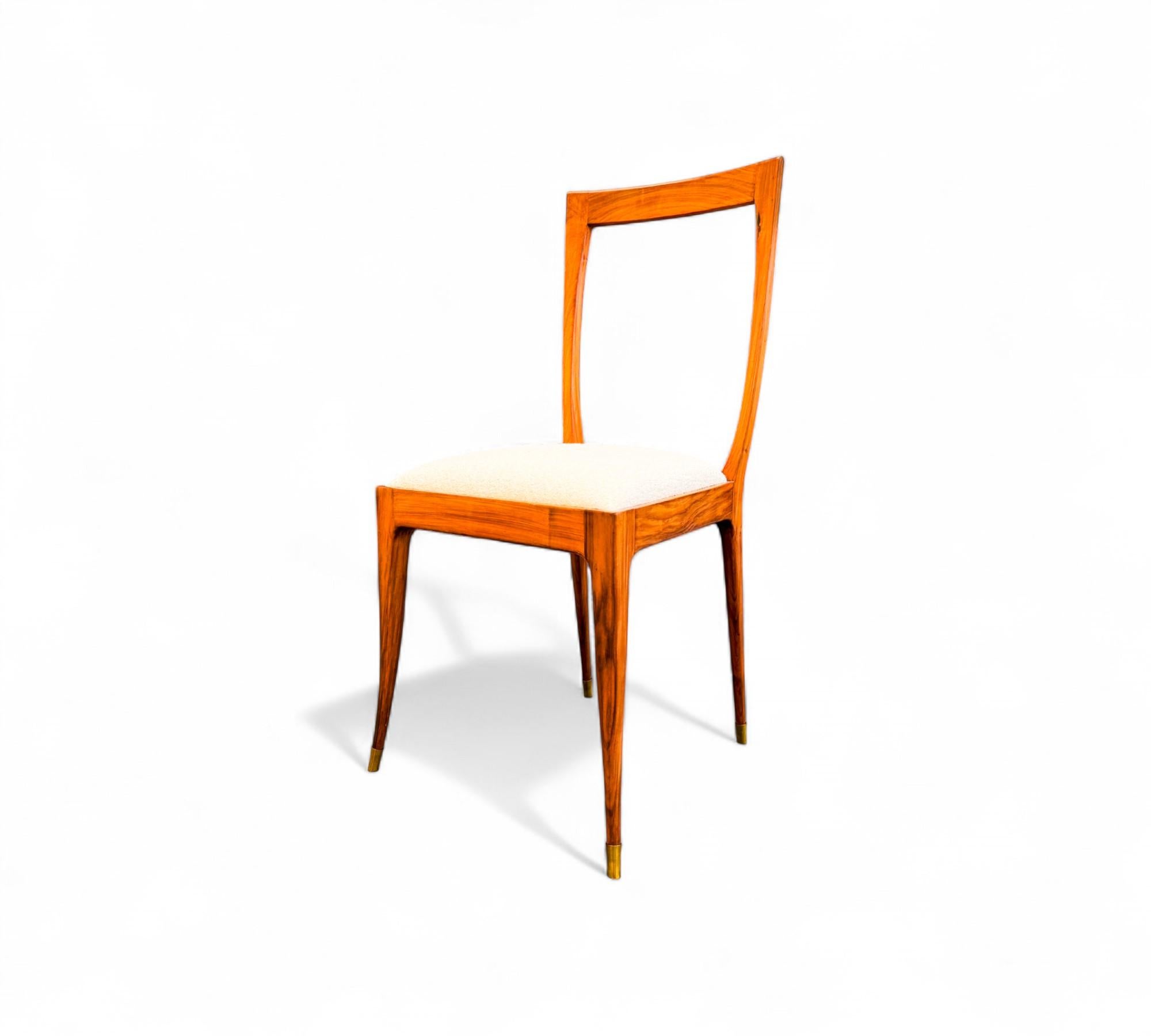 Ensemble de 6 chaises de salle à manger en caviuna et tissu, Giuseppe Scapinelli, années 1950 - Lot 681 en vente 5