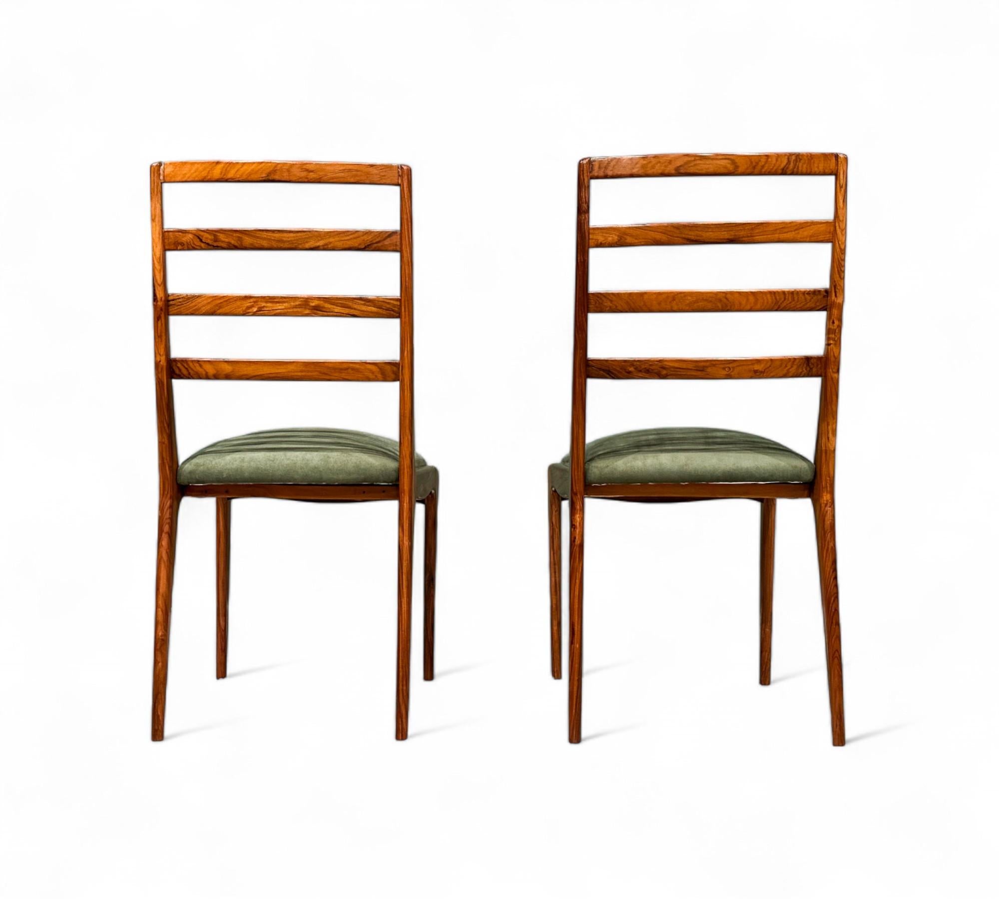 Set of 6 Dining Chairs in Caviuna Hardwood & Suede, Angelini, 1950s im Angebot 3