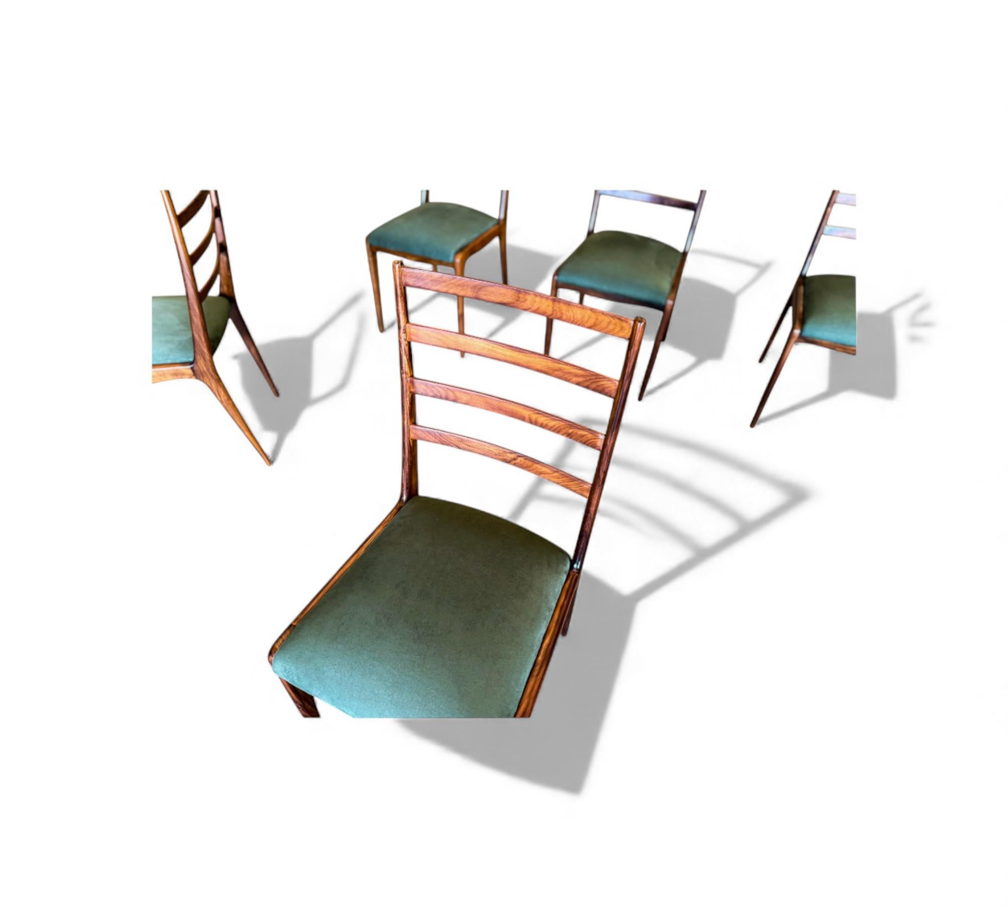 Set of 6 Dining Chairs in Caviuna Hardwood & Suede, Angelini, 1950s im Angebot 11