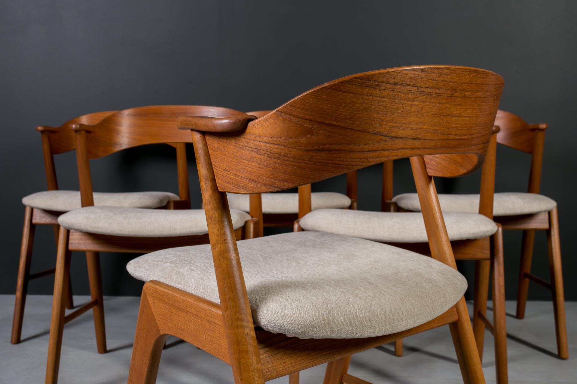 Set di 6 sedie da pranzo in stile Kai Kristiansen, anni '60, Korup, completamente restaurate in vendita 5