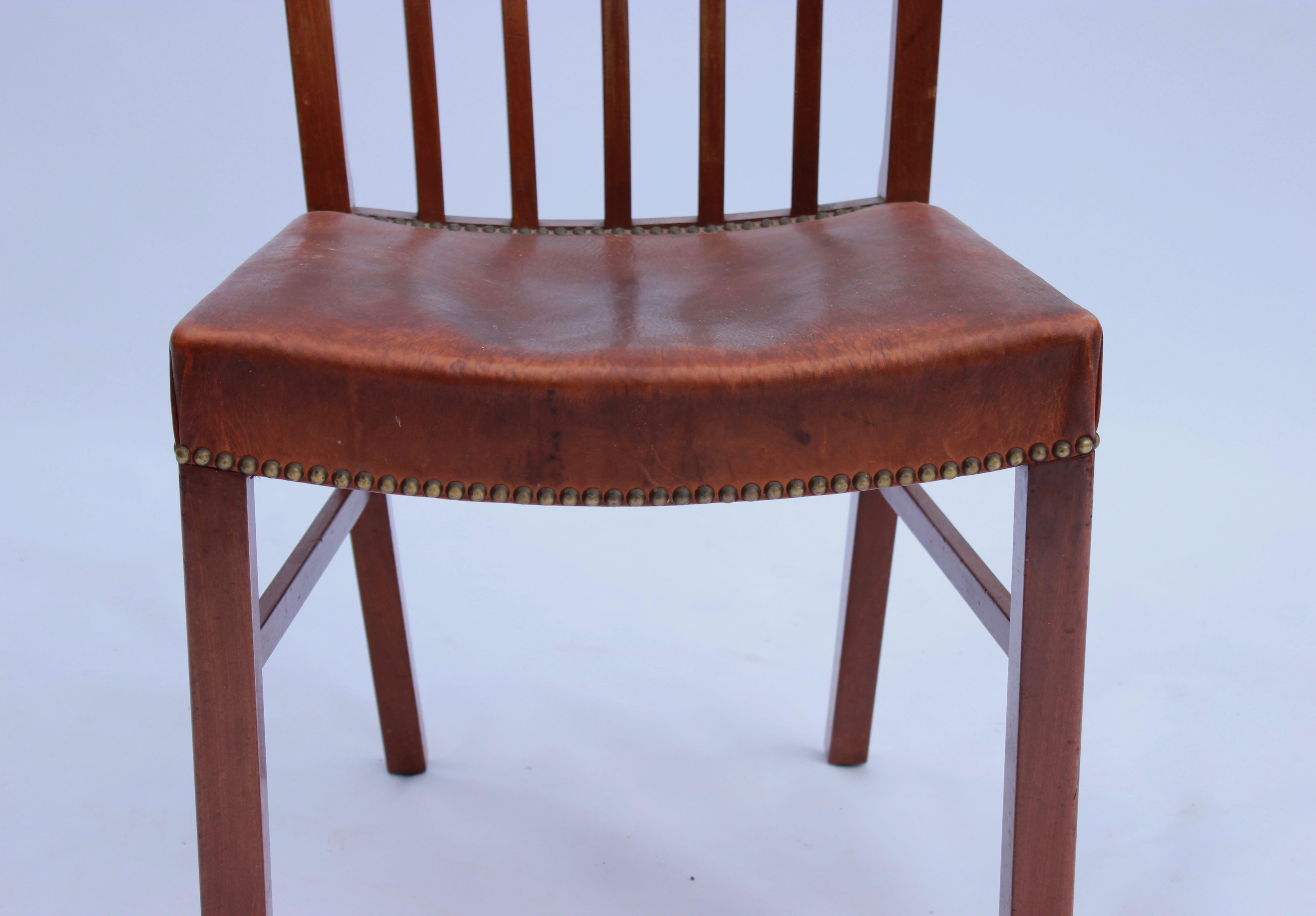 Mid-20th Century Scandinavian Modern Set of 6 Dining Chairs in Mahogany by Fritz Hansen, 1940s