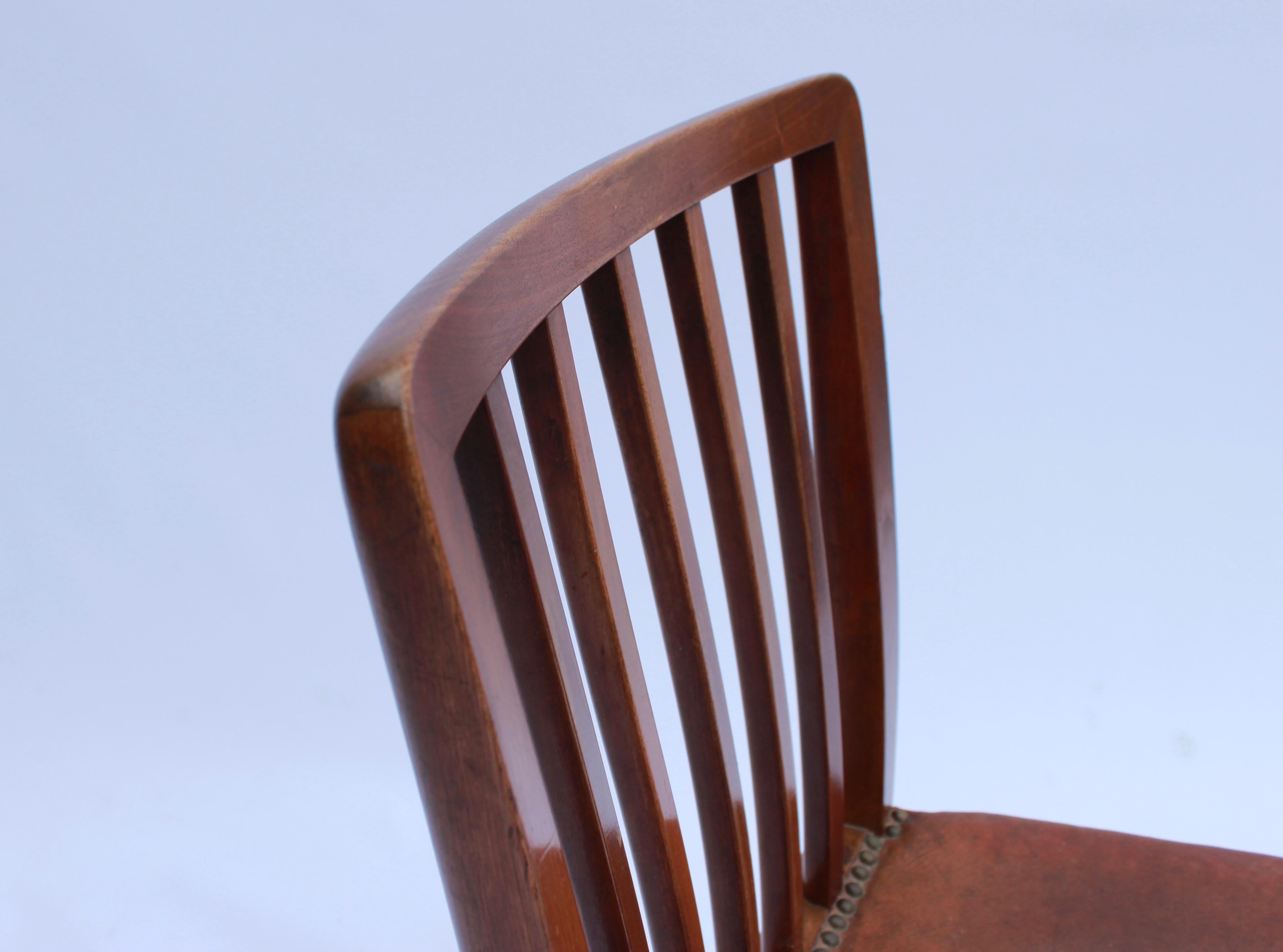 Scandinavian Modern Set of 6 Dining Chairs in Mahogany by Fritz Hansen, 1940s 1