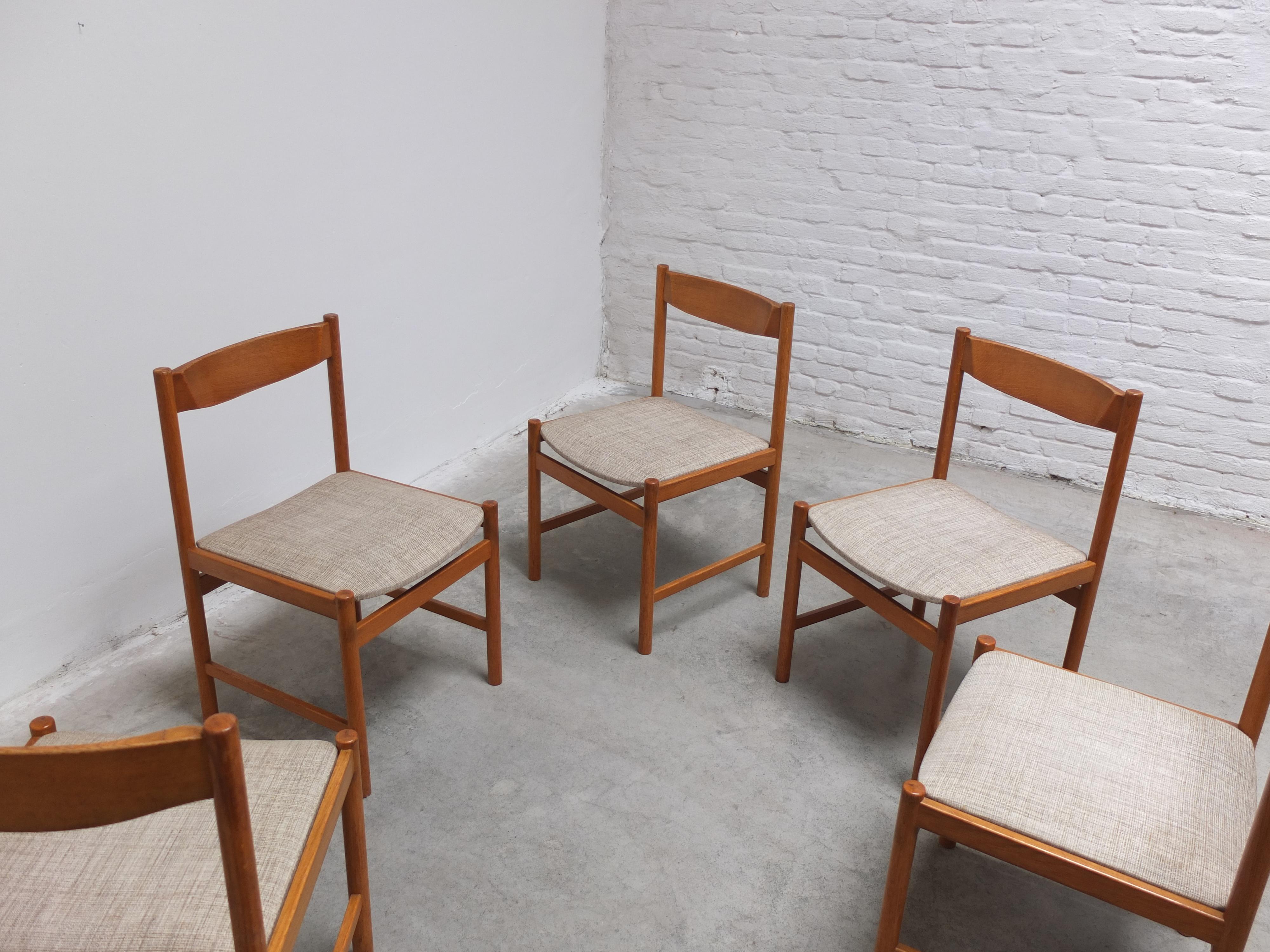 Set di 6 sedie da pranzo in Oak di Meubelatelier Vanda Watervliet, anni '60 in vendita 9