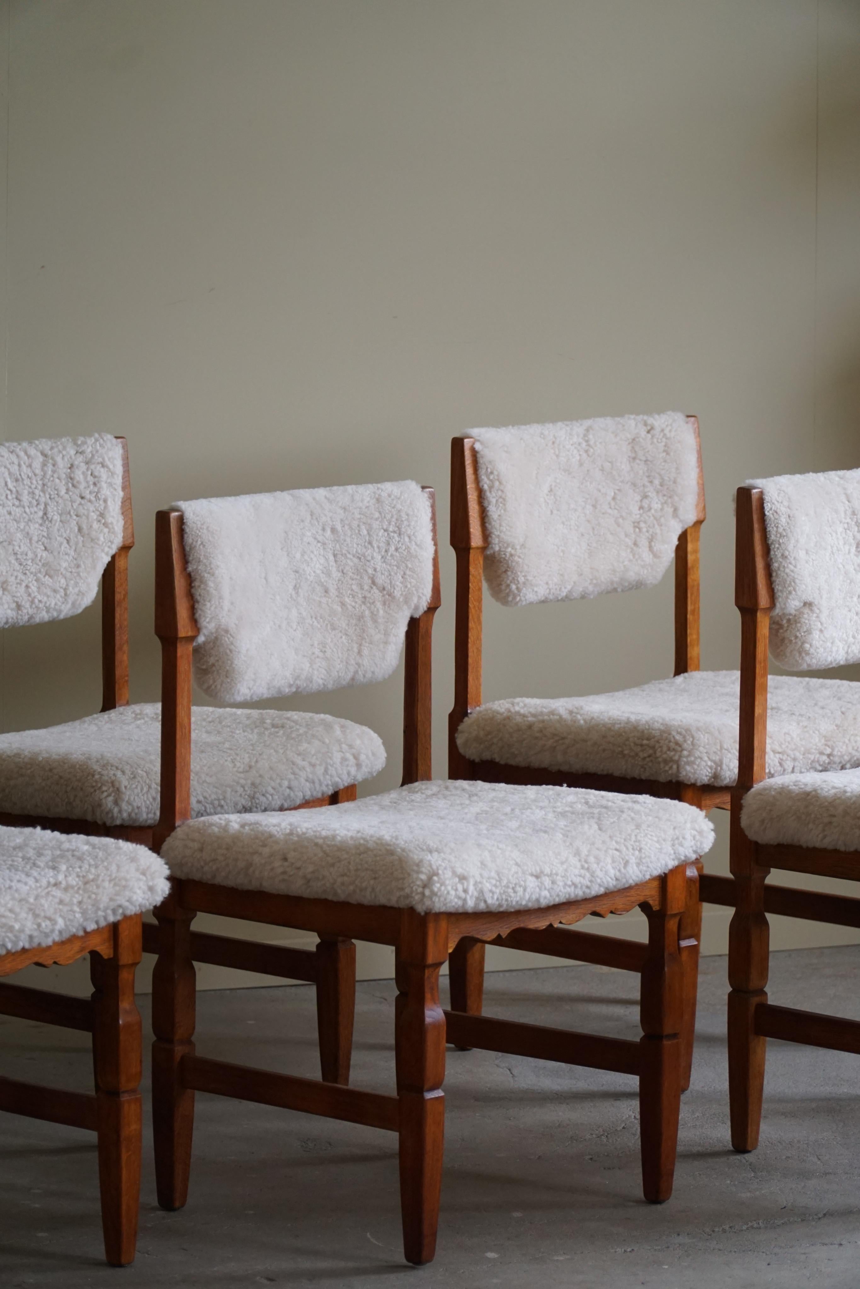 Ensemble de 6 chaises de salle à manger danoises mi-siècle moderne en chêne et laine d'agneau, années 1960 en vente 8