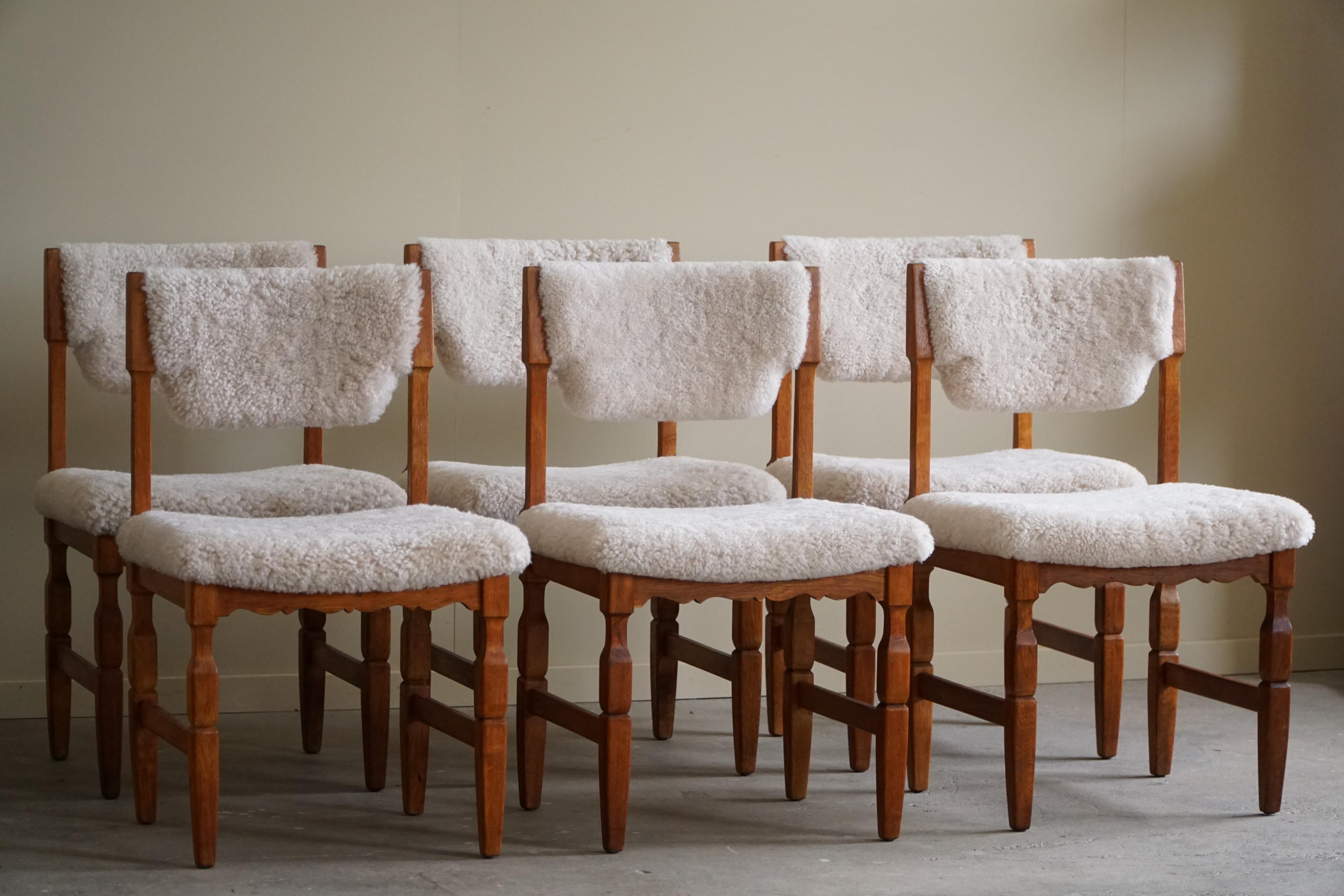 Ensemble de 6 chaises de salle à manger danoises mi-siècle moderne en chêne et laine d'agneau, années 1960 en vente 9