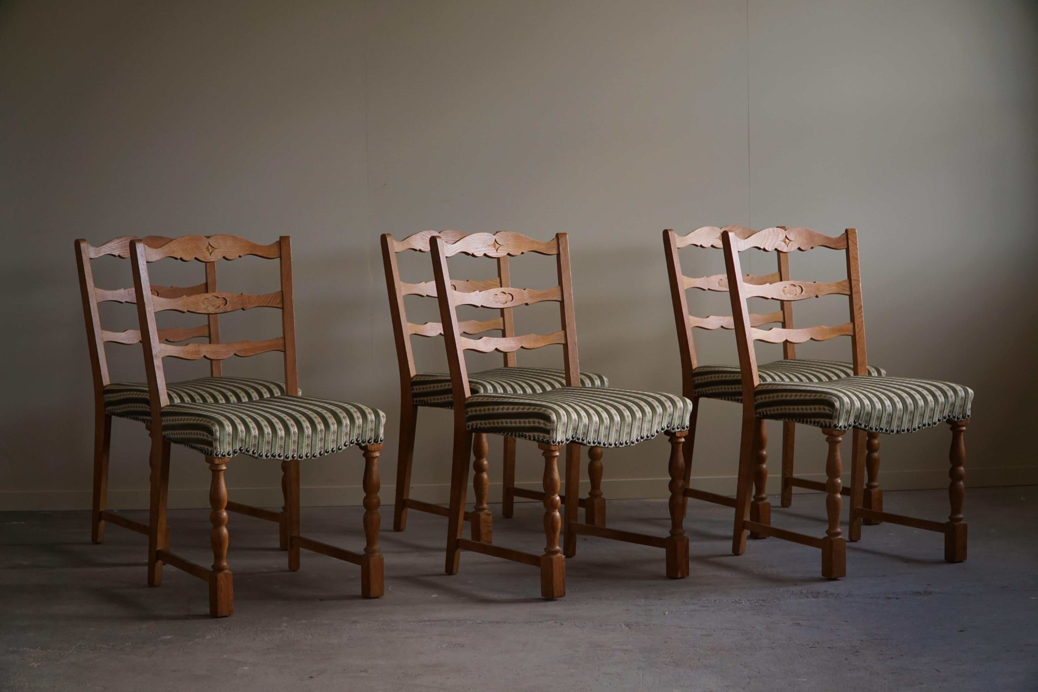 Baroque Set of 6 Dining Chairs in Oak & Vintage Fabric, Danish Modern, 1960s