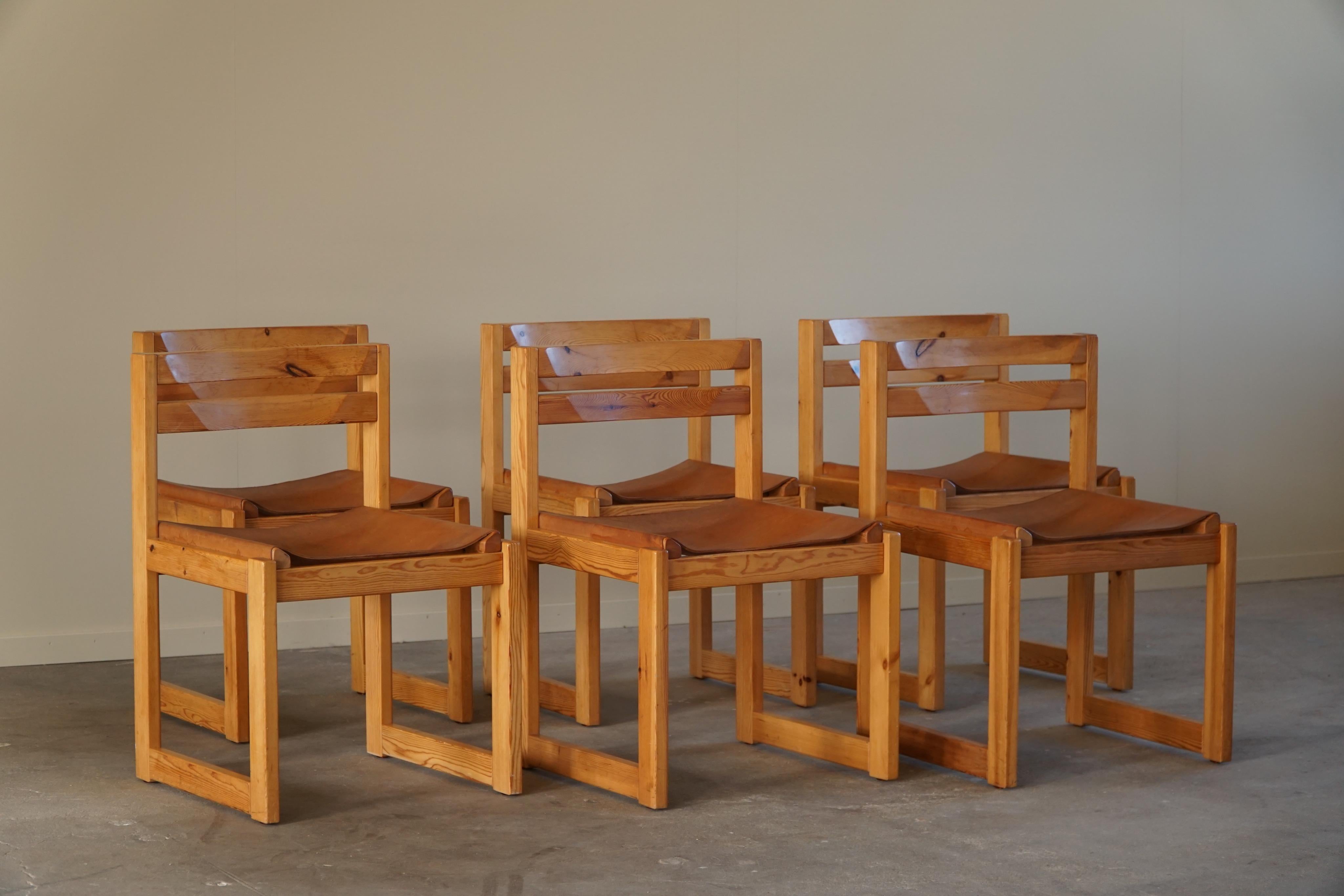 Set of 6 Dining Chairs in Pine and Leather by Knud Færch, Danish Modern, 1970s 7