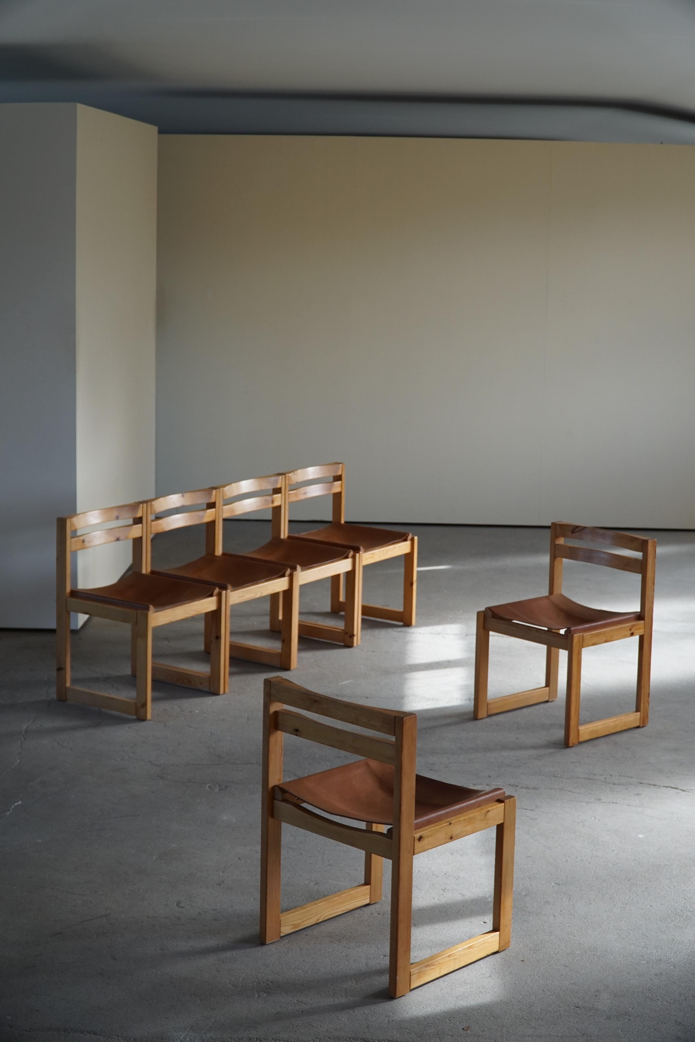 Brutalist Set of 6 Dining Chairs in Pine and Leather by Knud Færch, Danish Modern, 1970s