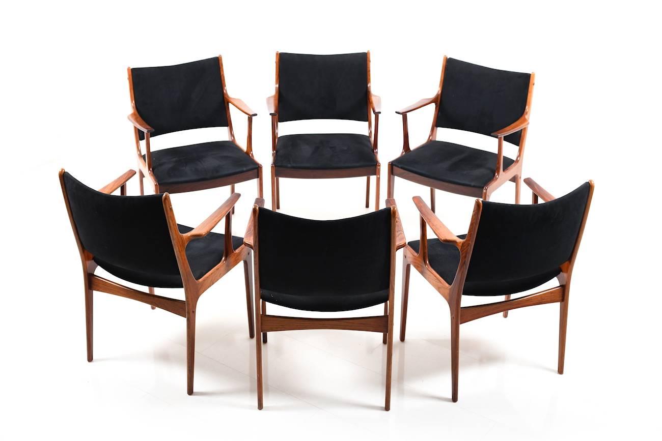 Set of Six Dining Chairs in Rosewood by Johannes Andersen for Uldum Møbelfabrik 6