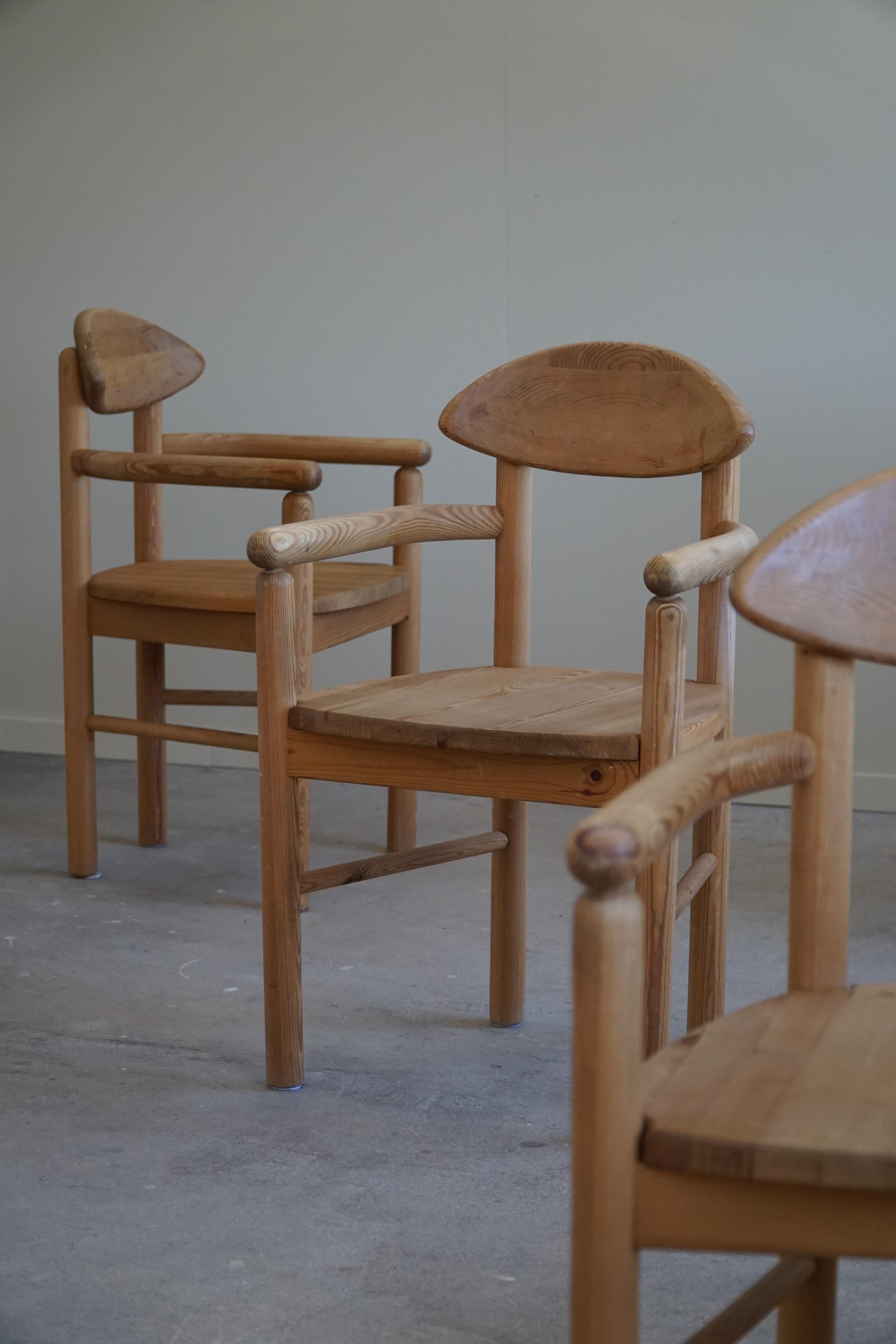 Ensemble de 6 chaises de salle à manger en pin massif, Rainer Daumiller, danois moderne, 1970 en vente 6