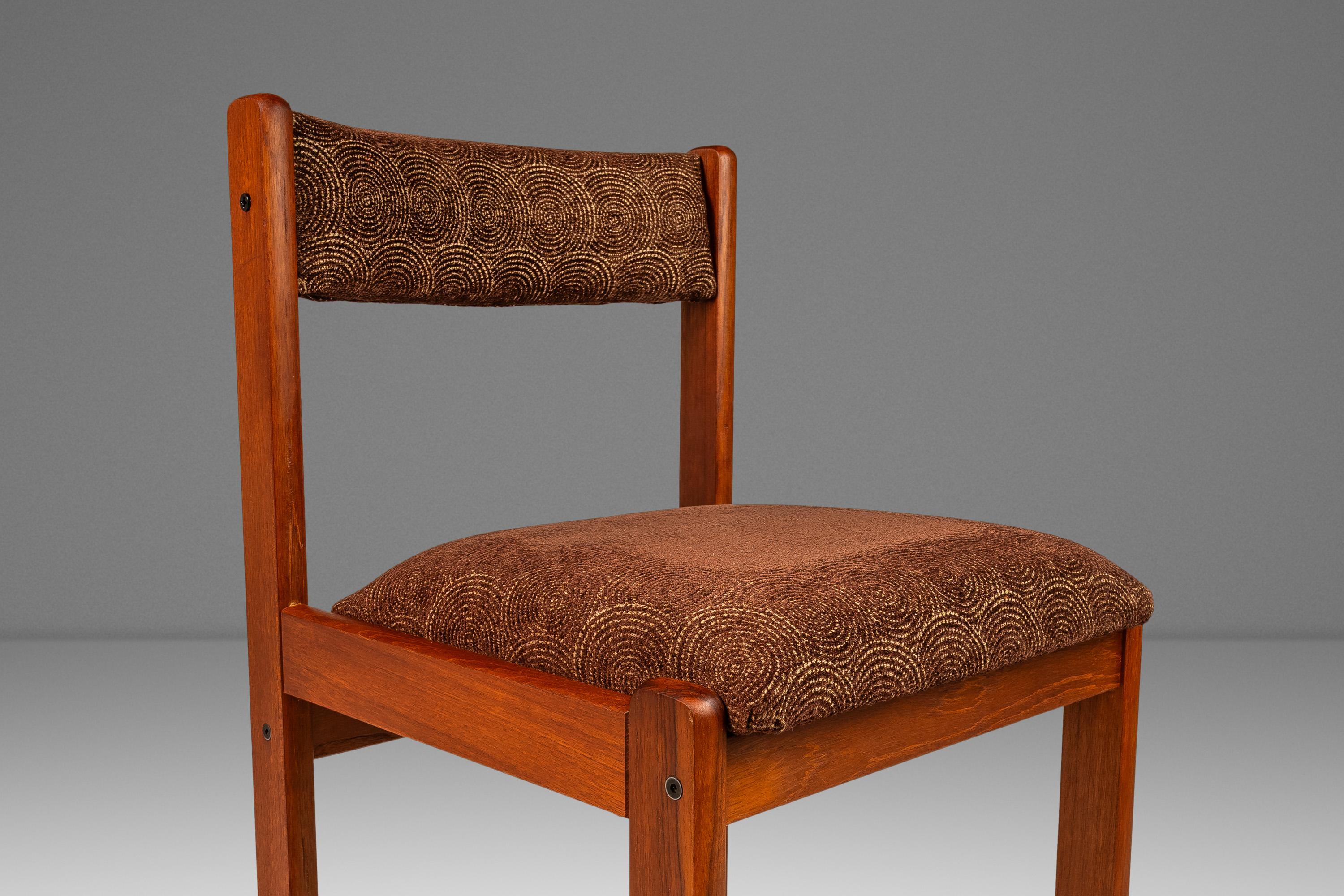 Ensemble de 6 chaises de salle à manger en teck massif par Findahl Møbler, Danemark, c. 1970 en vente 4