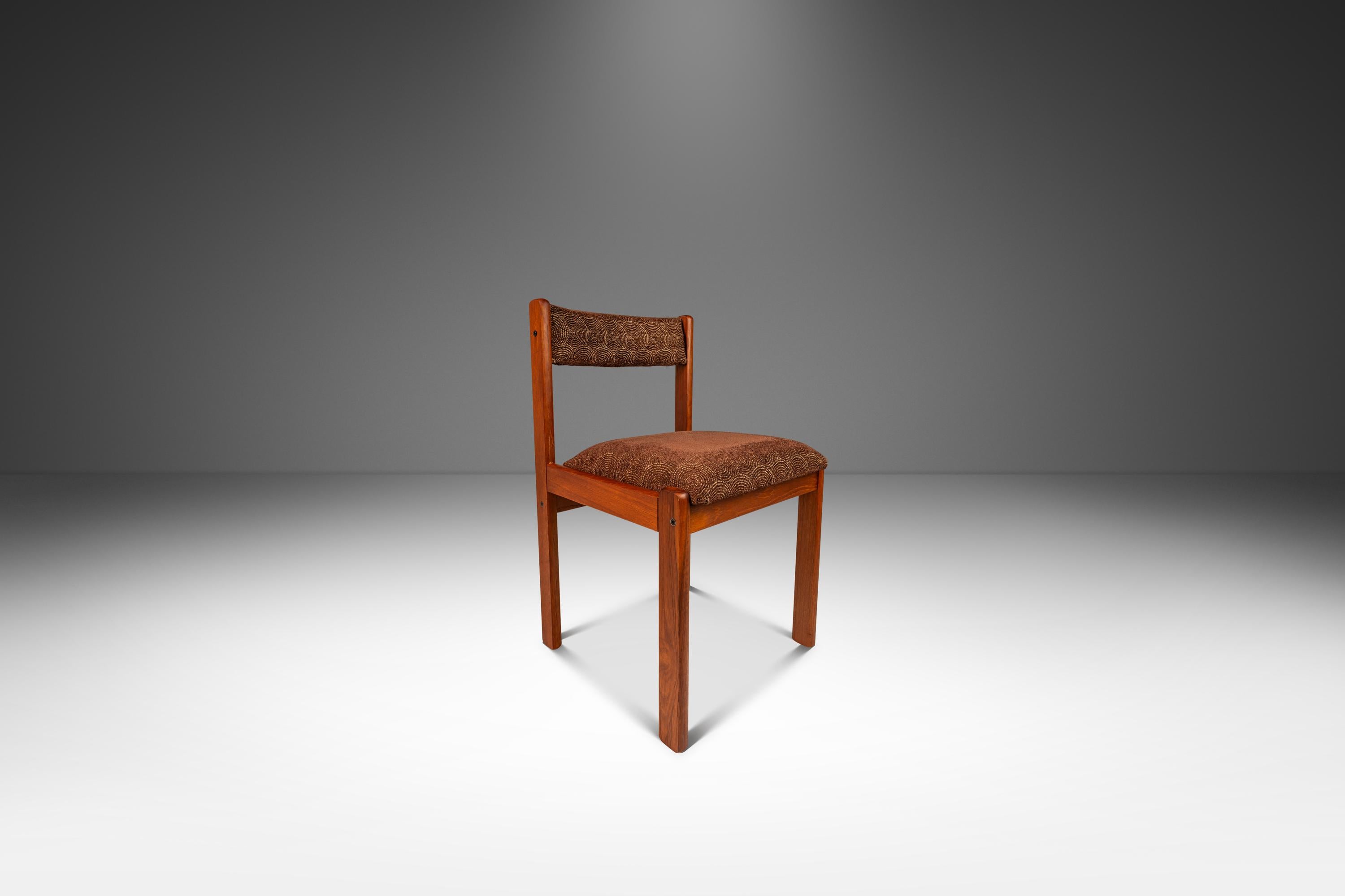 Ensemble de 6 chaises de salle à manger en teck massif par Findahl Møbler, Danemark, c. 1970 en vente 1