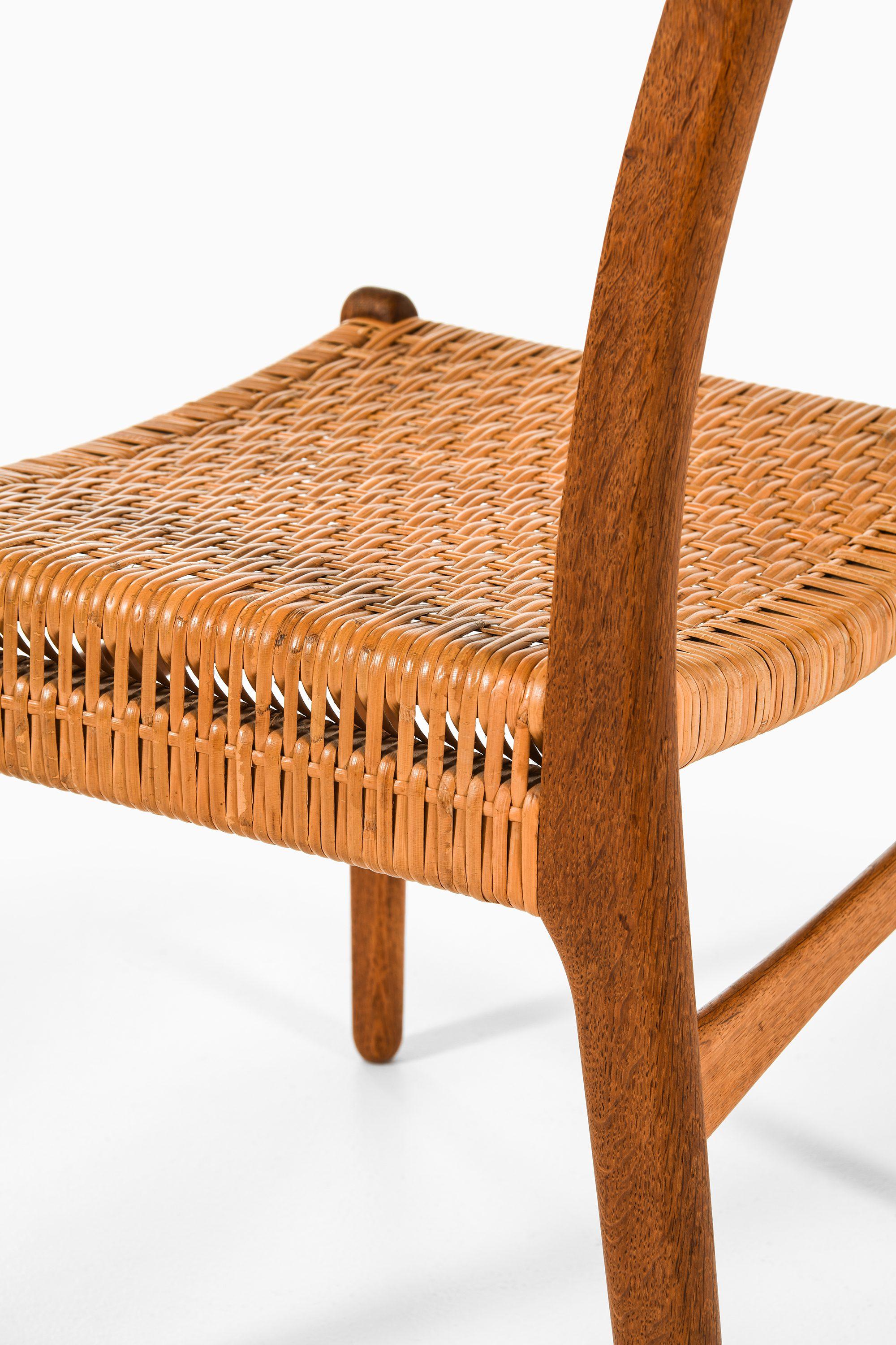 XX secolo Set di 6 sedie da pranzo in Teak, Oak e Cane di Hans Wegner, anni '50 in vendita