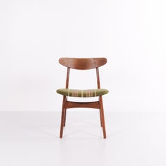 Set of 6 Dining Chairs in Teak & Oak Model "CH30" by Hans J. Wegner