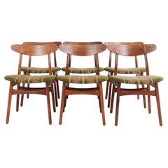 Set of 6 Dining Chairs in Teak 
Oak Model "CH30" by Hans J. Wegner