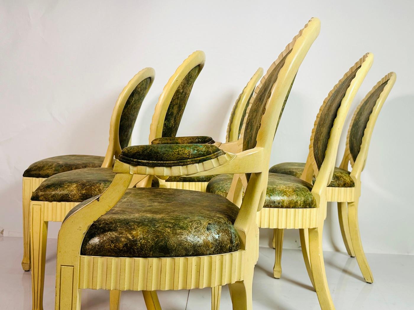 Late 20th Century Set of 6 Dining Chairs made in the USA by Casa Stradivari. For Sale